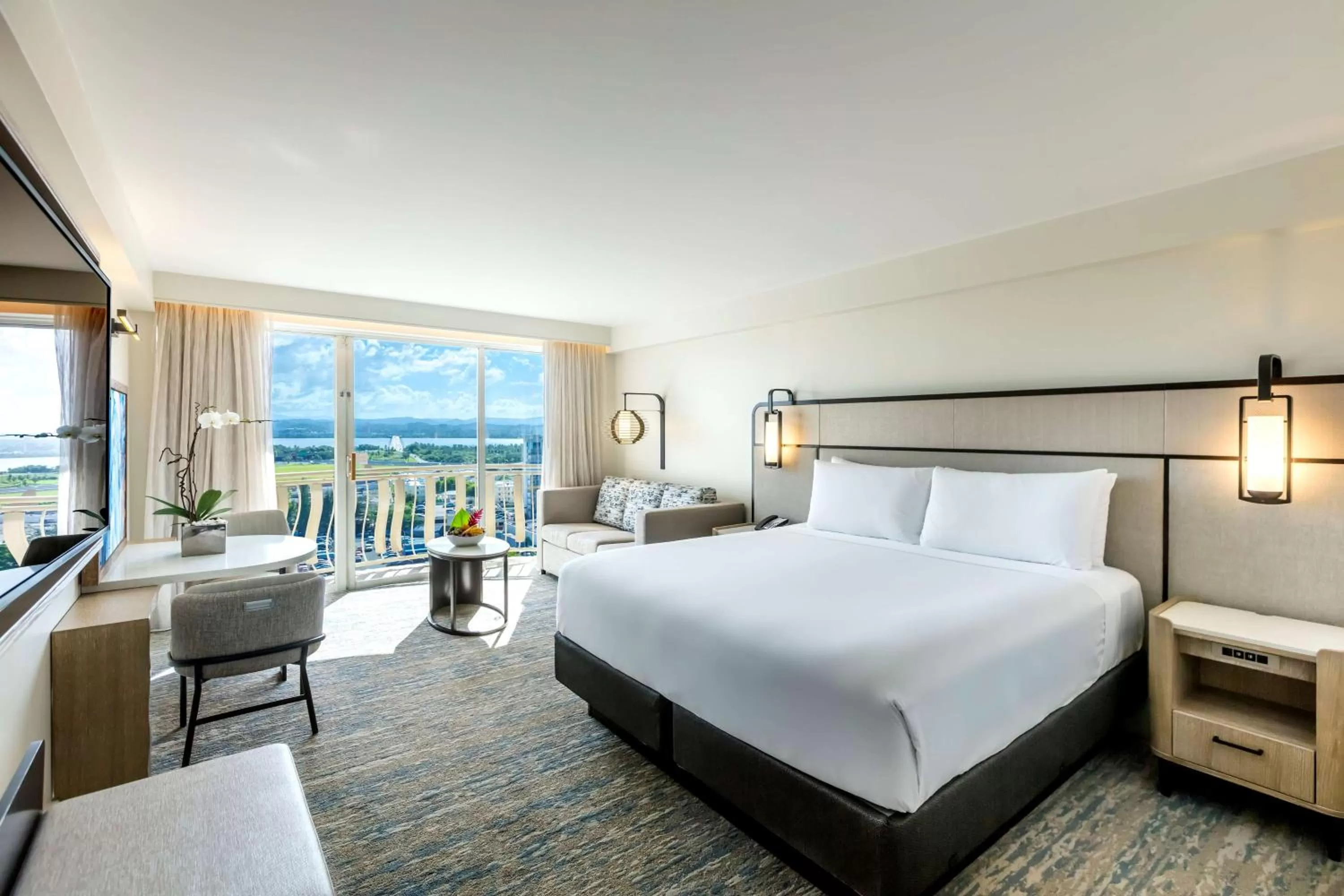 Junior Executive King Suite with City View in The Royal Sonesta San Juan