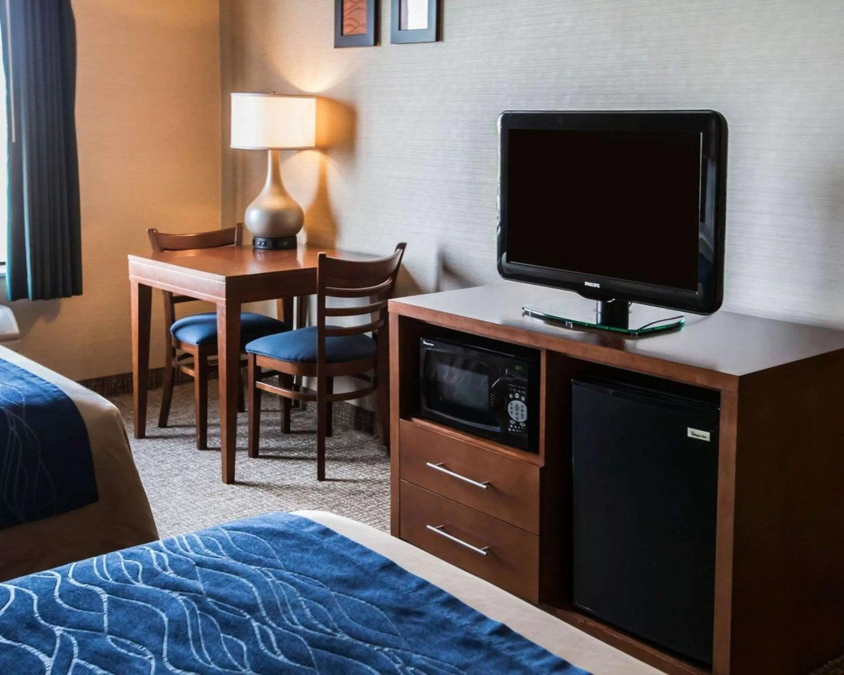 Suite - Non-Smoking in Comfort Inn Crystal Lake - Algonquin