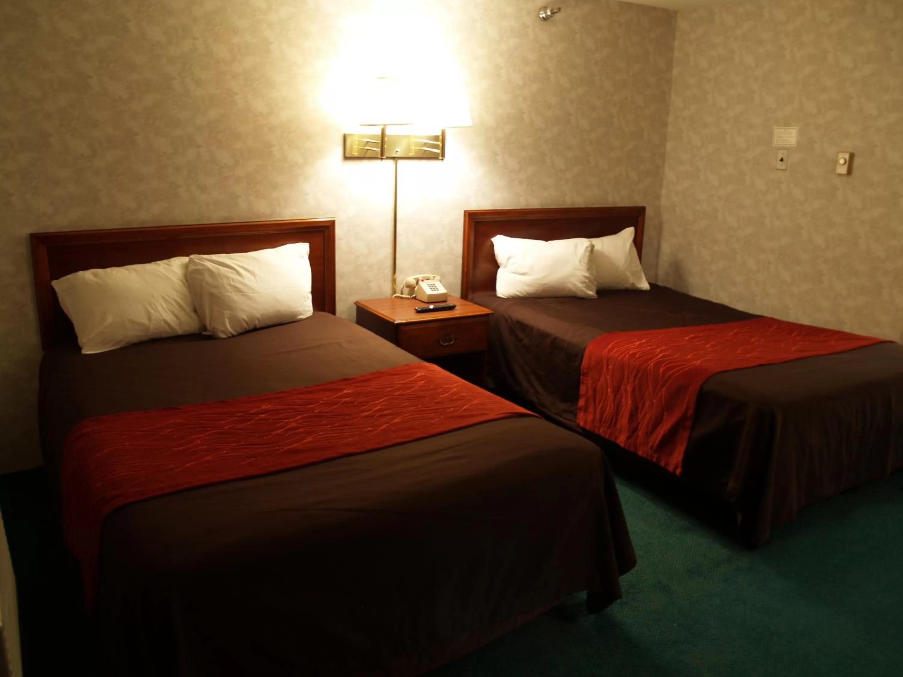 Deluxe Suite in Bangor Inn & Suites