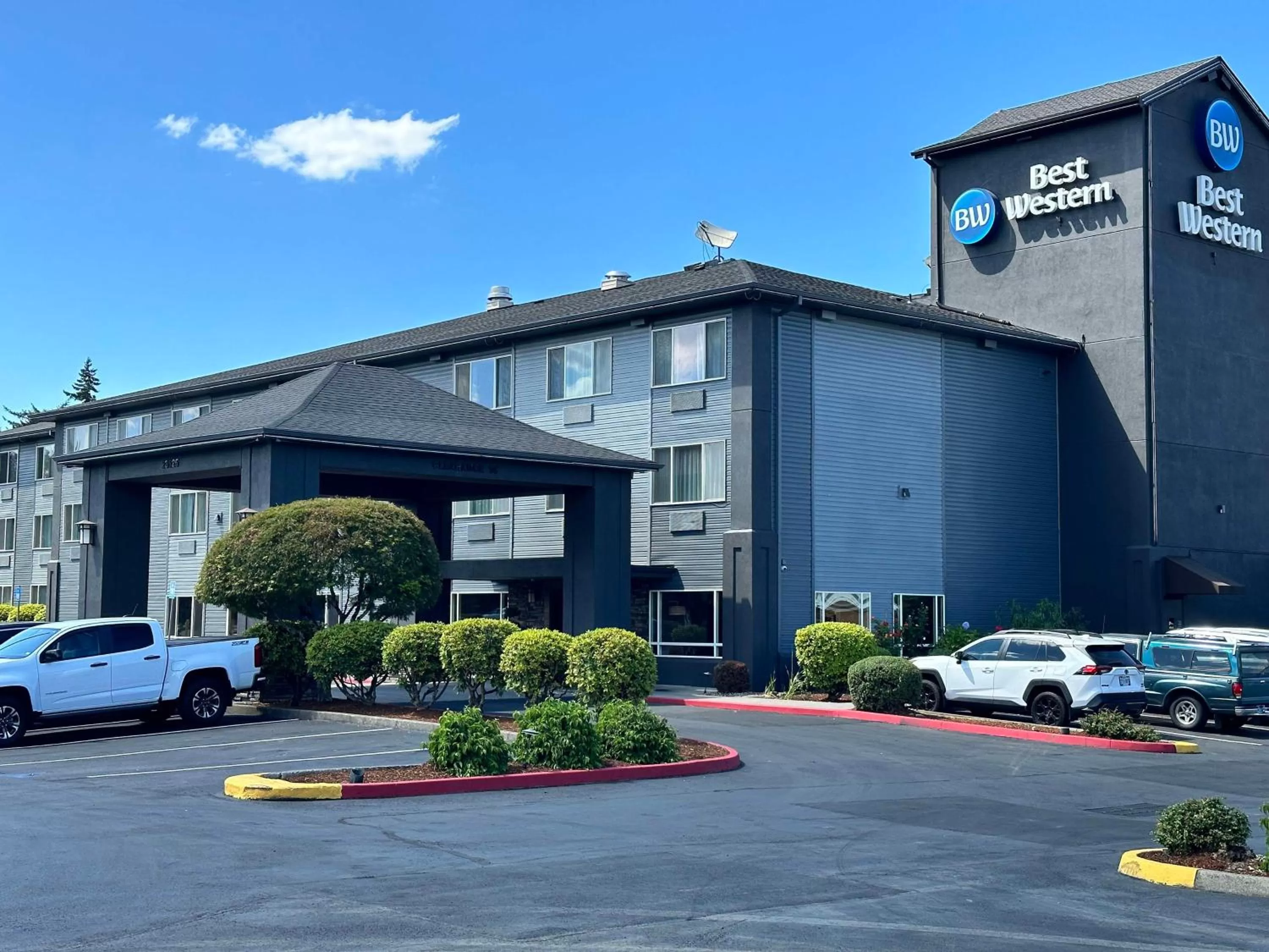 Best Western Cascade Inn & Suites