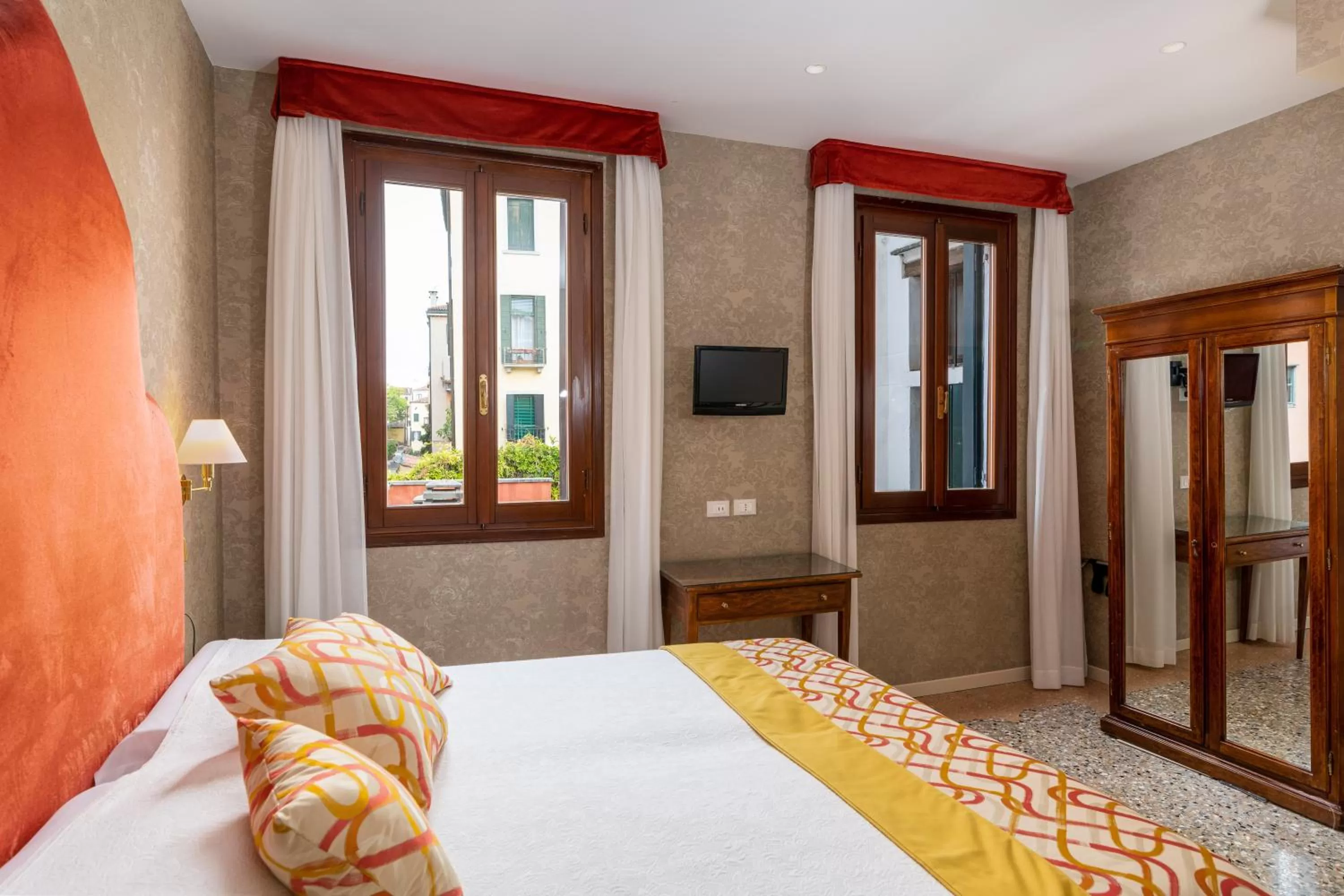 Double Room in Hotel Villa Rosa