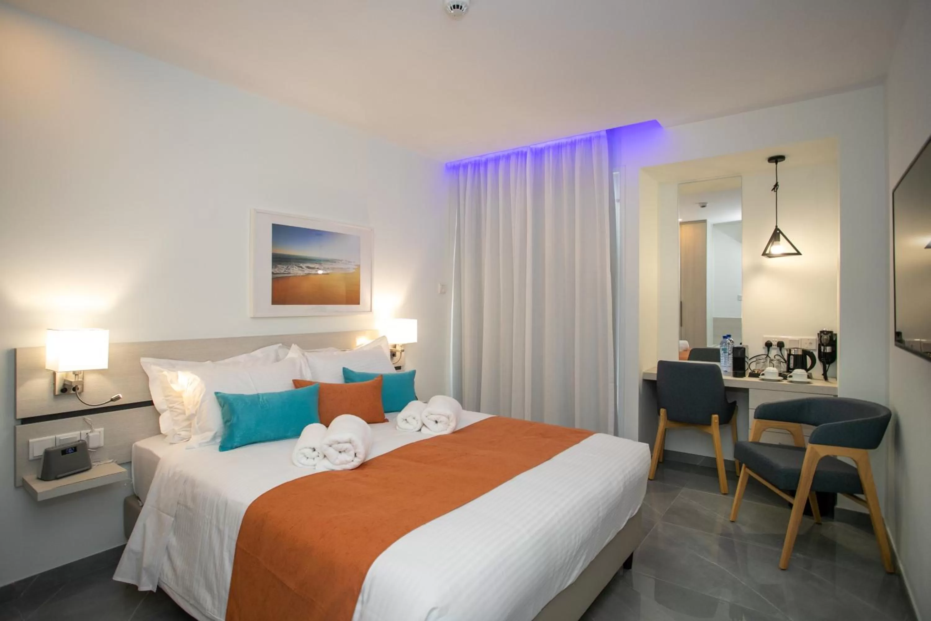 Queen Room with Queen Bed - Non-Smoking in Best Western Plus Larco Hotel