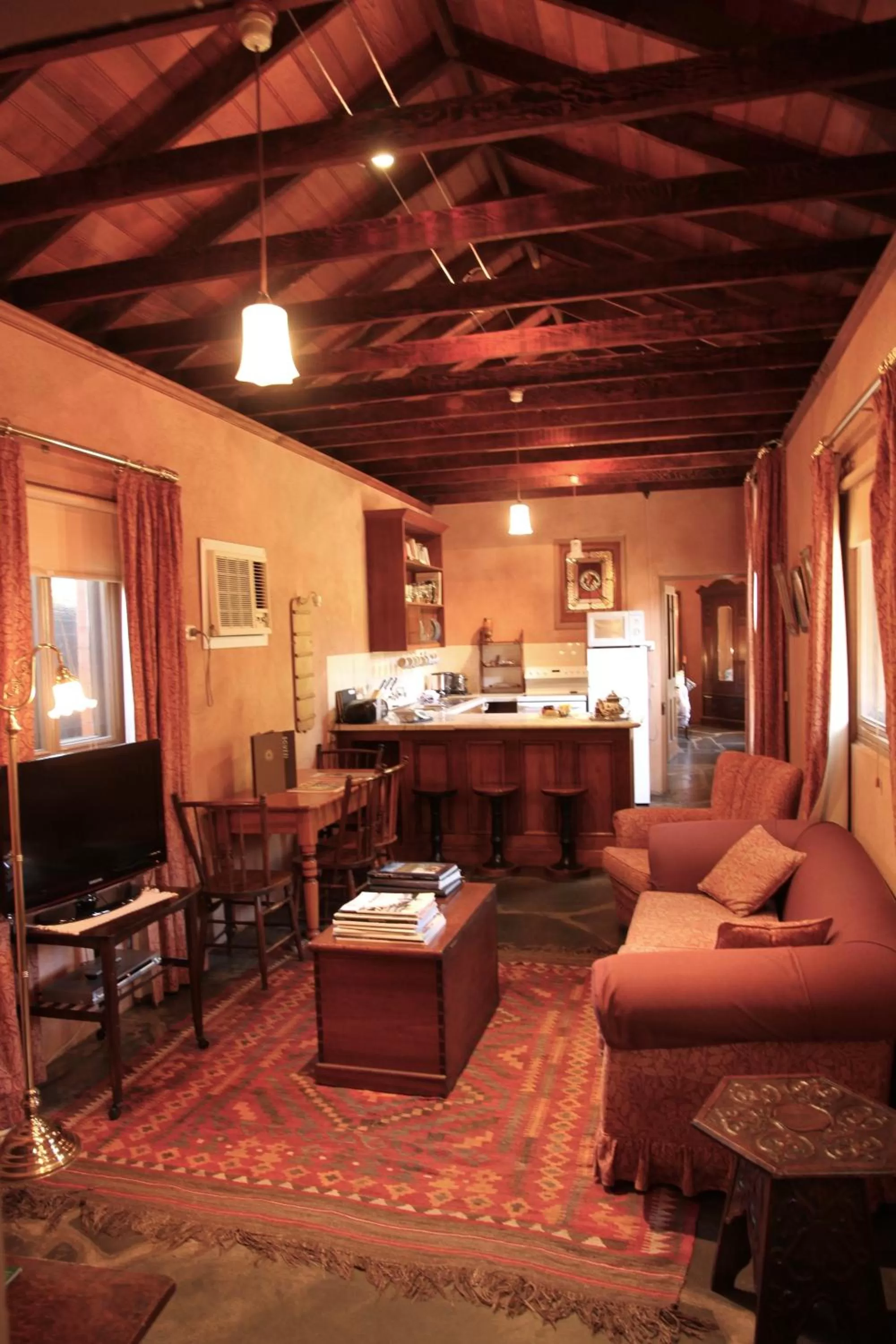 Two-Bedroom Cottage with Spa Bath - Paprika in Buxton Manor