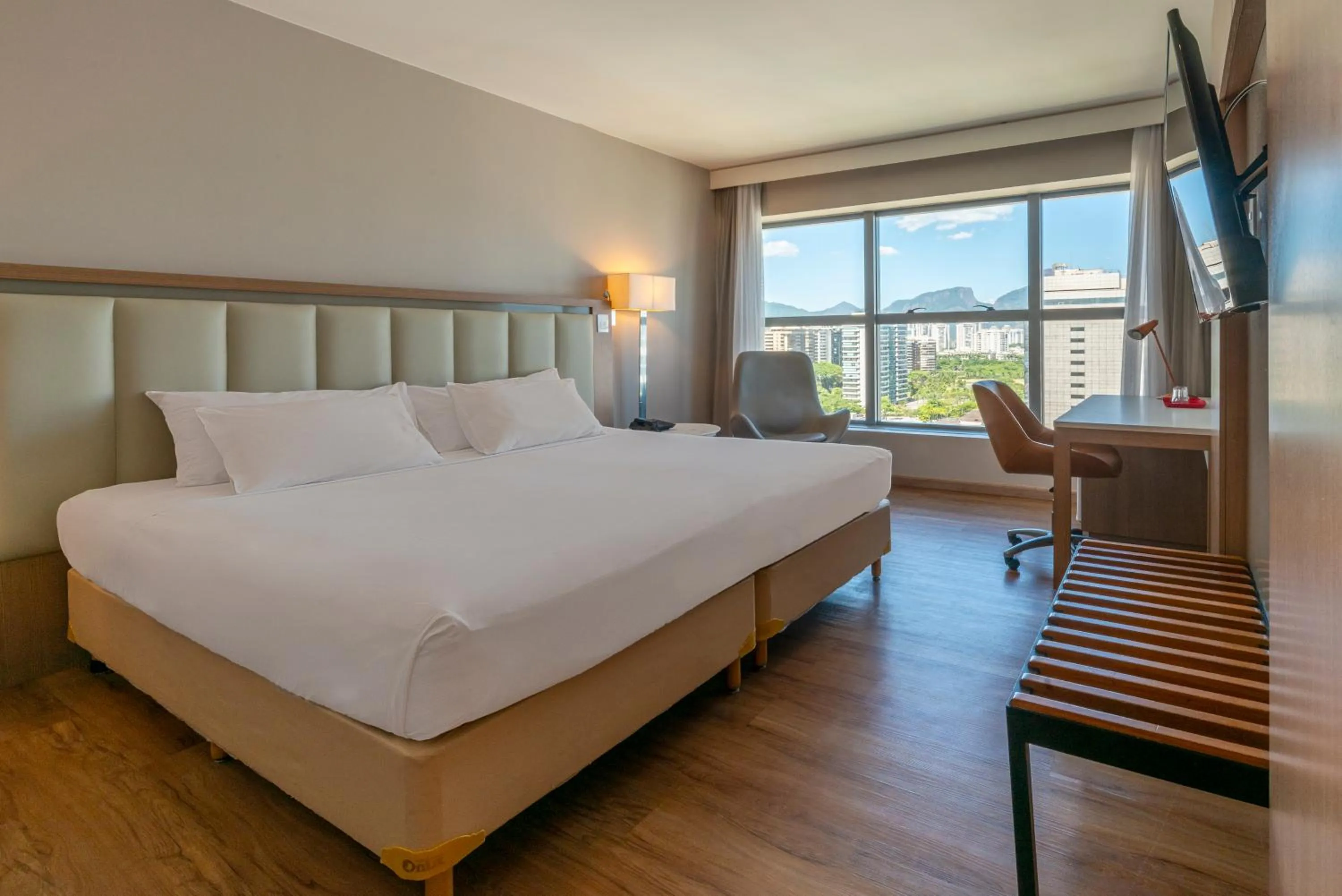 Luxury Double or Twin Room - single occupancy in Laghetto Stilo Barra