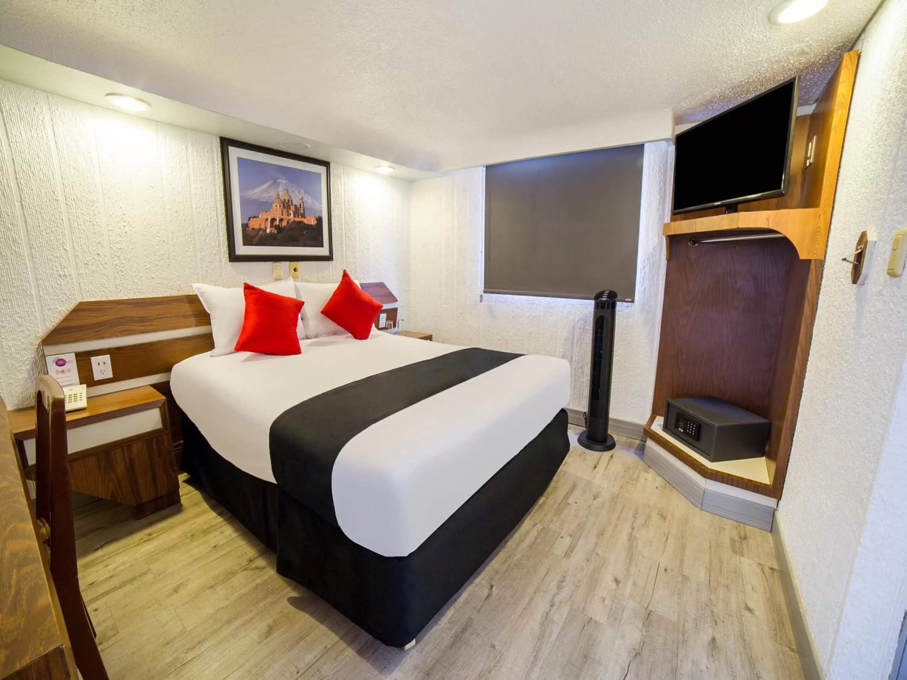 Standard Double Room in Hotel Marti