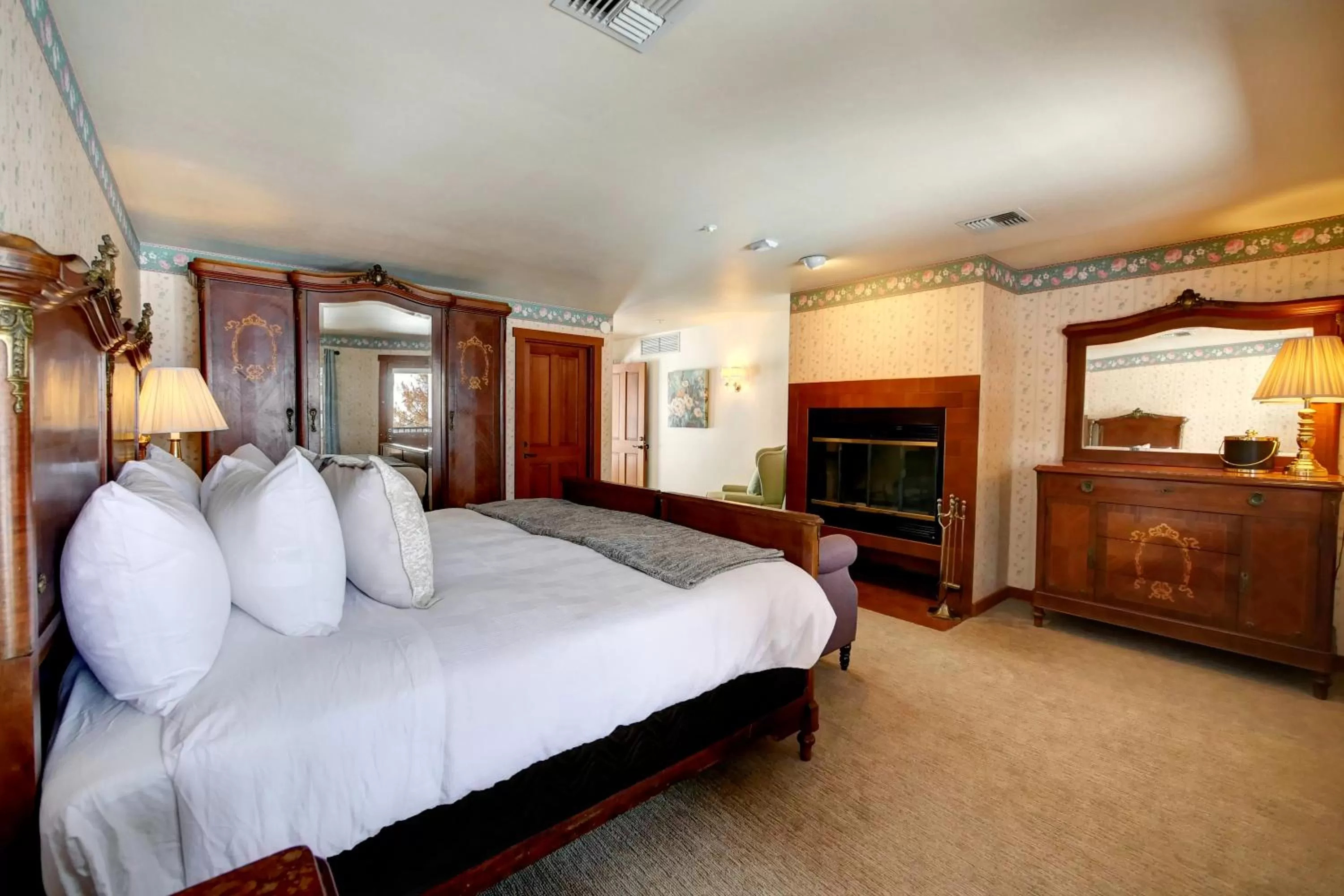 King Room in Casia Lodge and Ranch