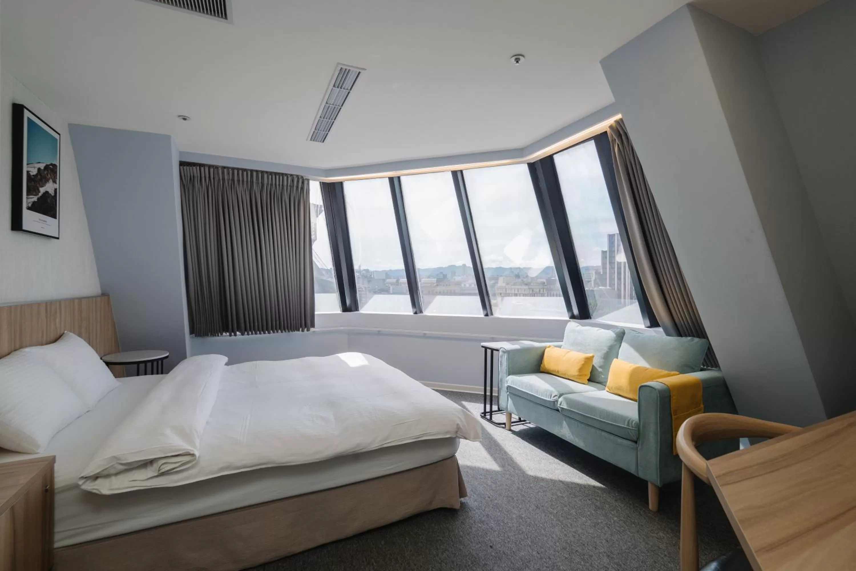 Deluxe Double Room in Hotel attic