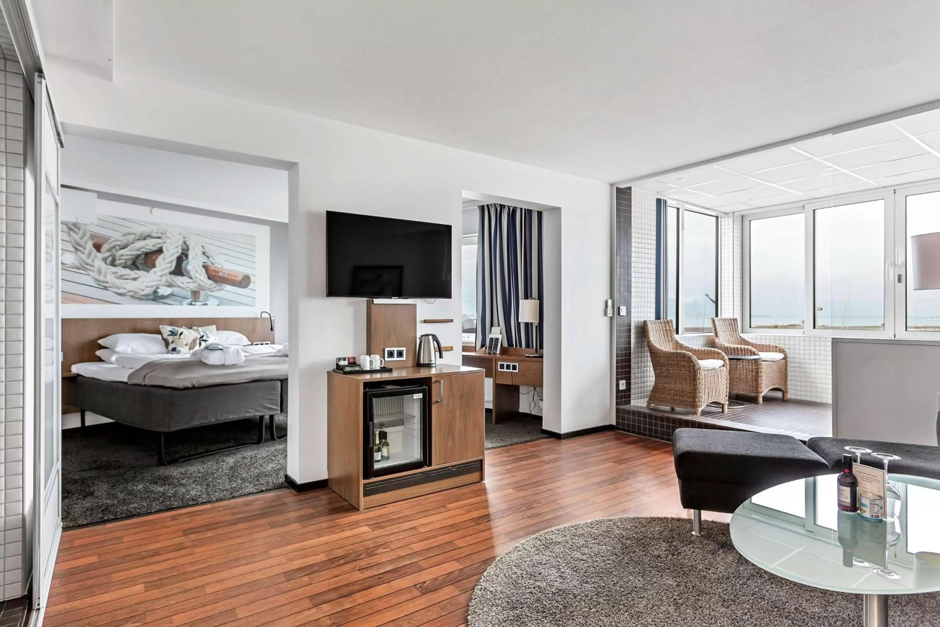 Queen Suite with Sea View in Best Western Hotel Corallen