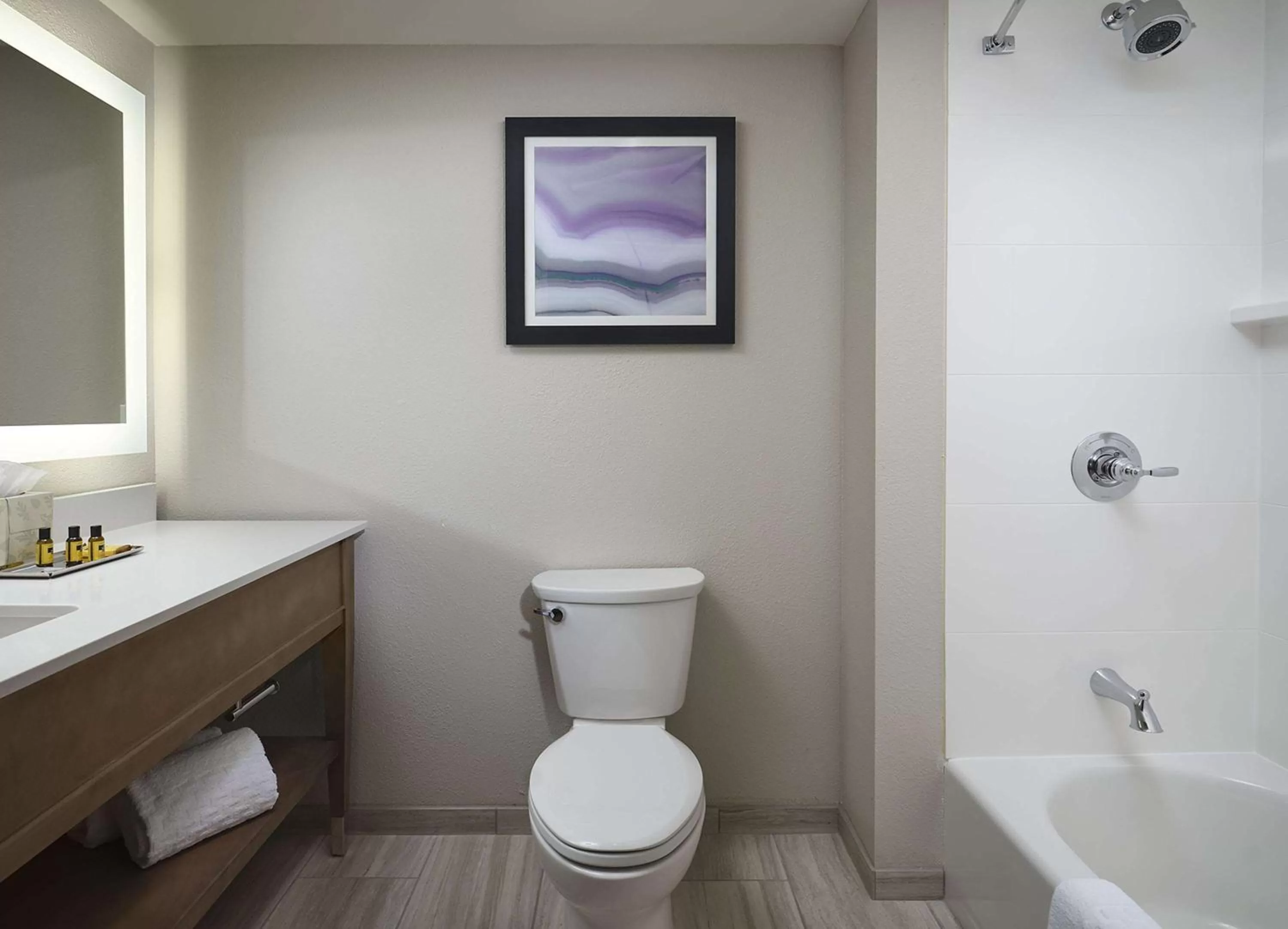 Queen Room with Two Queen Beds in Best Western Plus Desoto