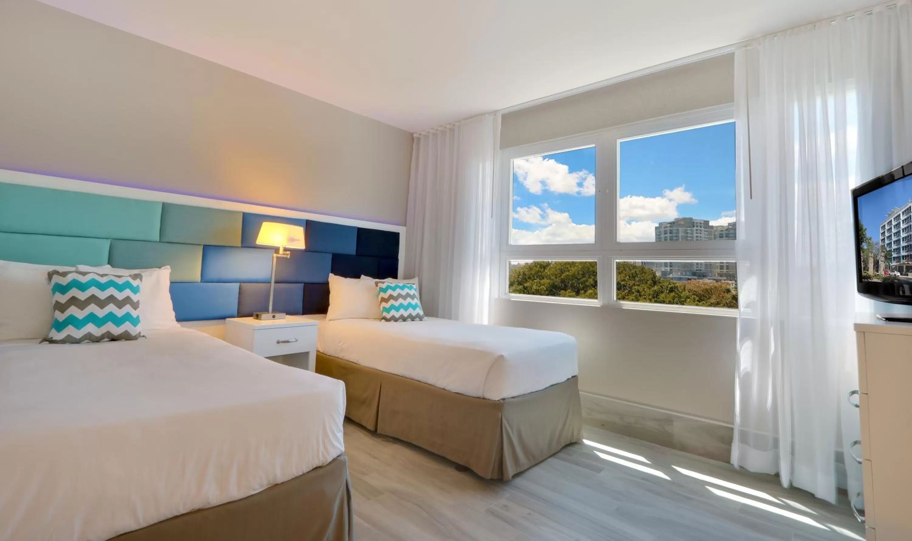 Double Twin Room in The Wave Hotel Condado