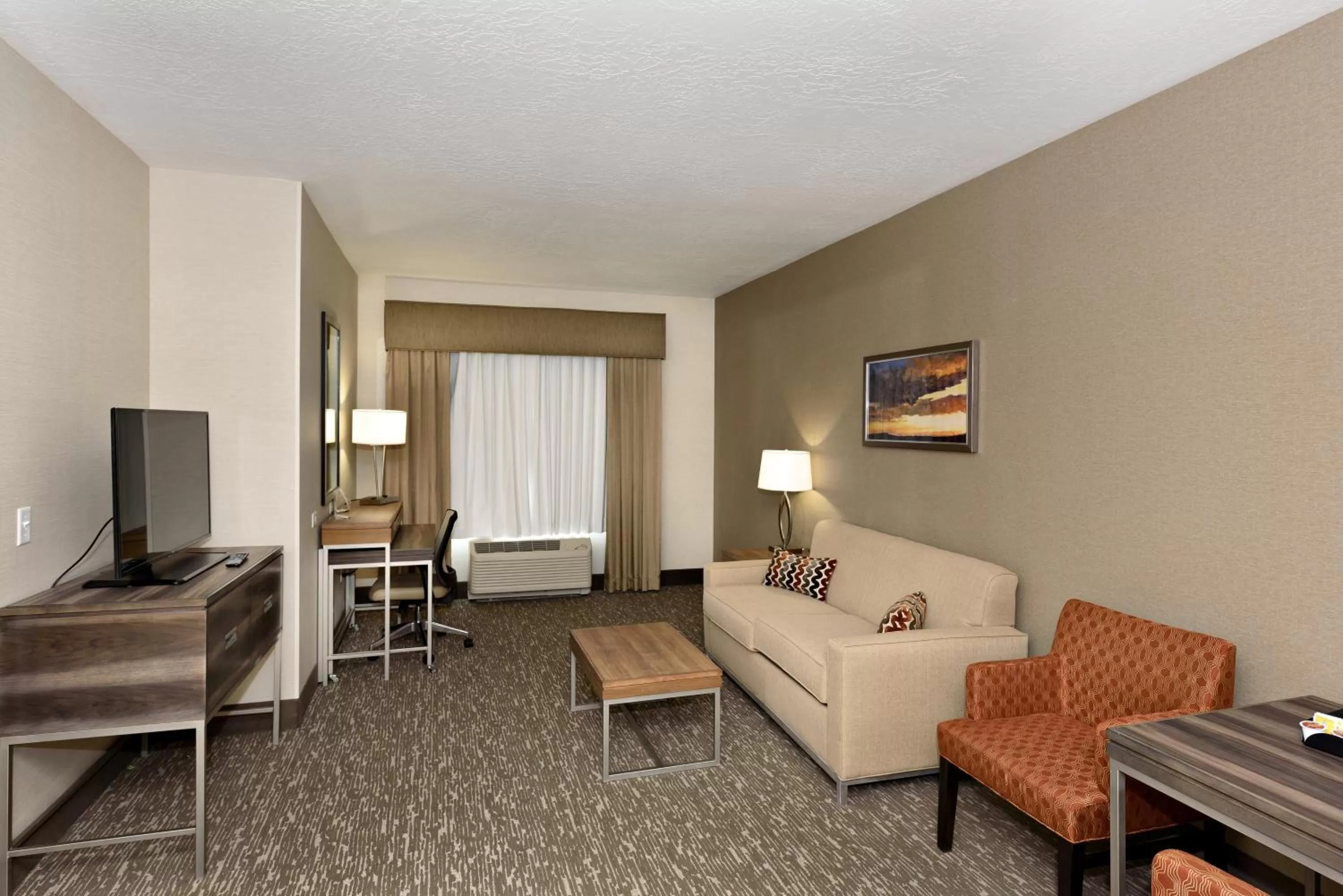 One-Bedroom King Suite with Sofa Bed in Holiday Inn St. George Convention Center by IHG