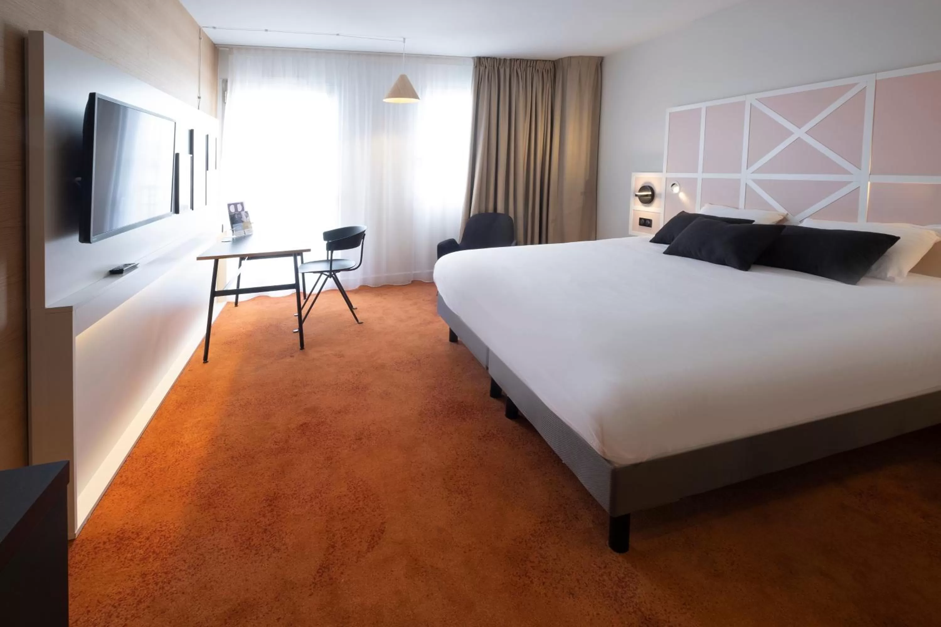 Classic Double Room with Extra Bed in Mercure Rouen Centre Champ de Mars
