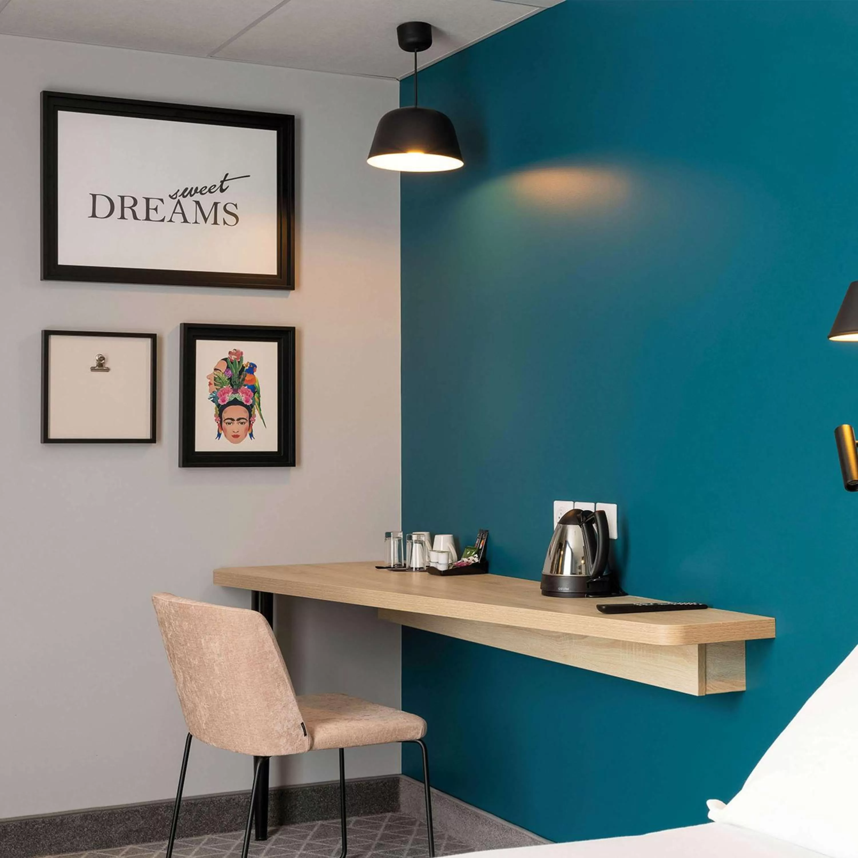 Twin Room in Hampton by Hilton Tours Centre, France