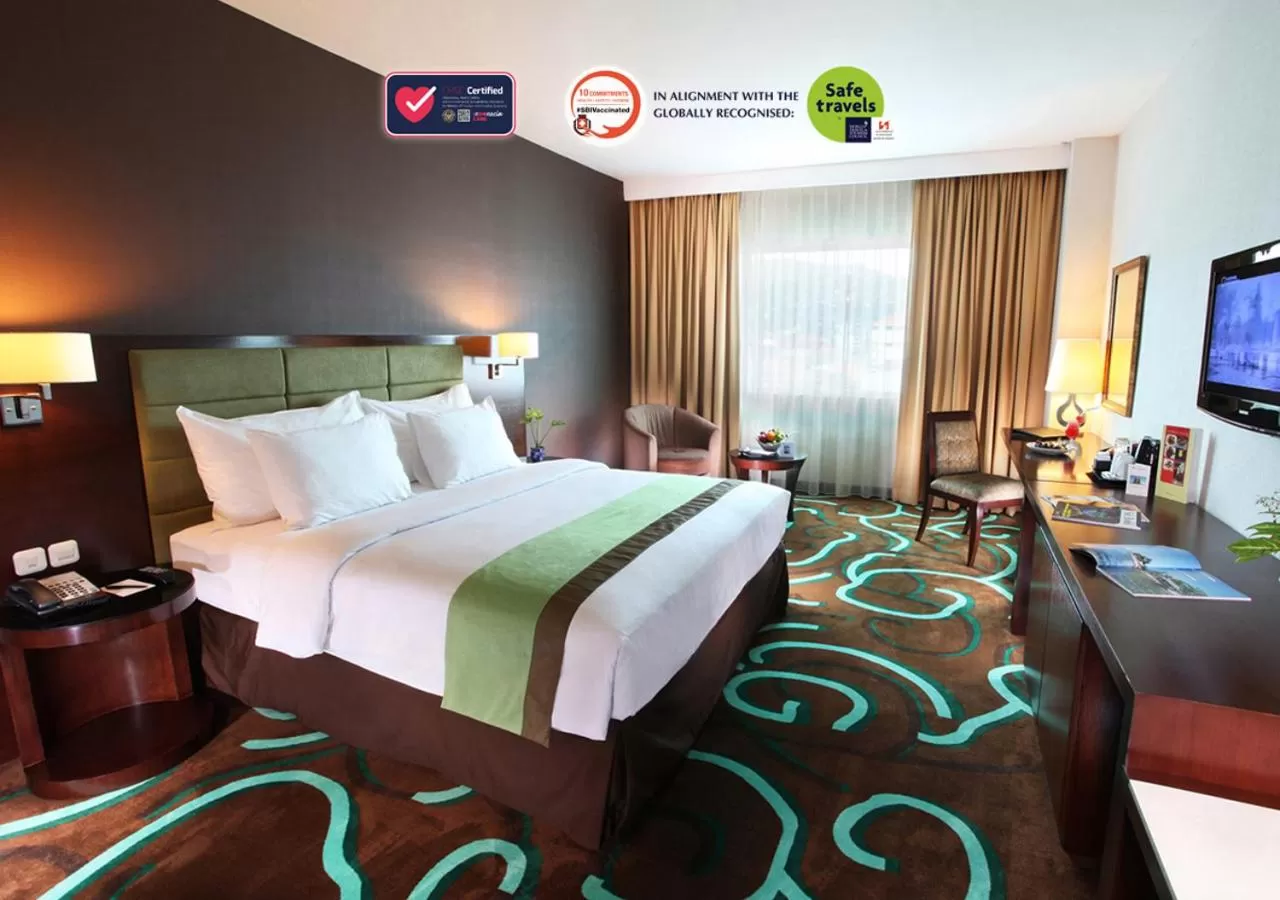 Superior Double Room in Swiss-Belhotel Ambon