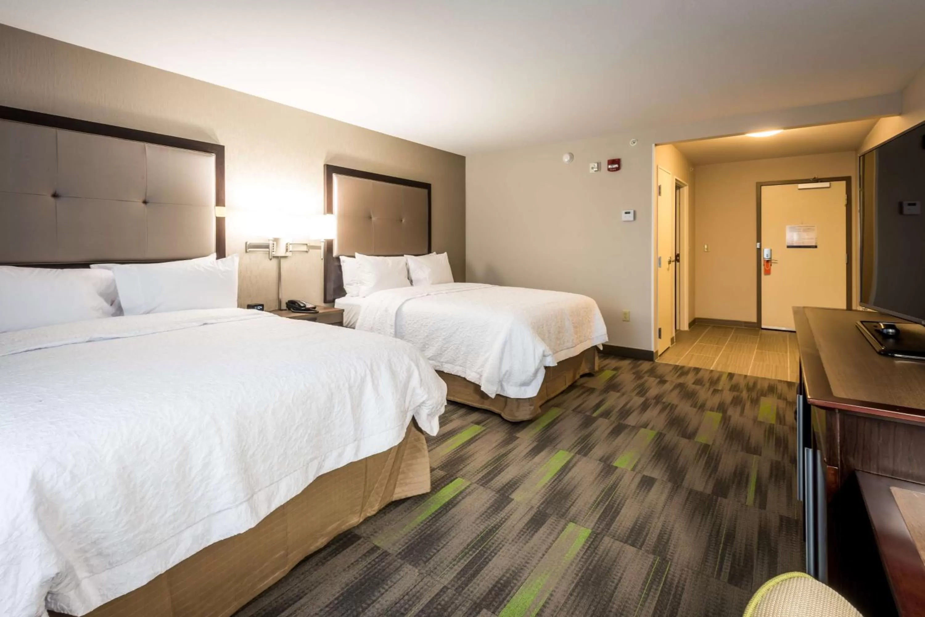 Queen Room with Two Queen Beds (4 Adults) in Hampton Inn & Suites By Hilton Hammond, In