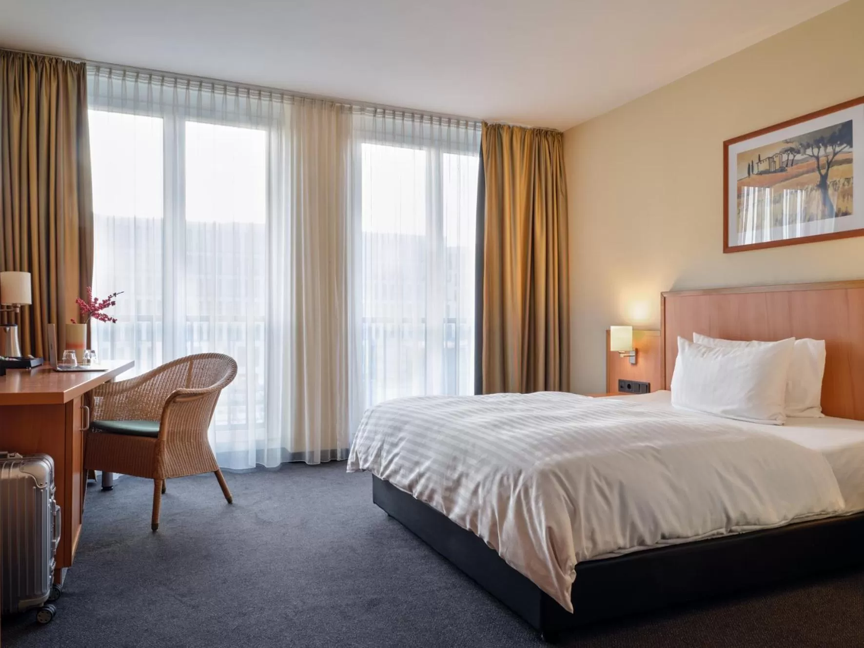 Queen Room in IntercityHotel Bremen