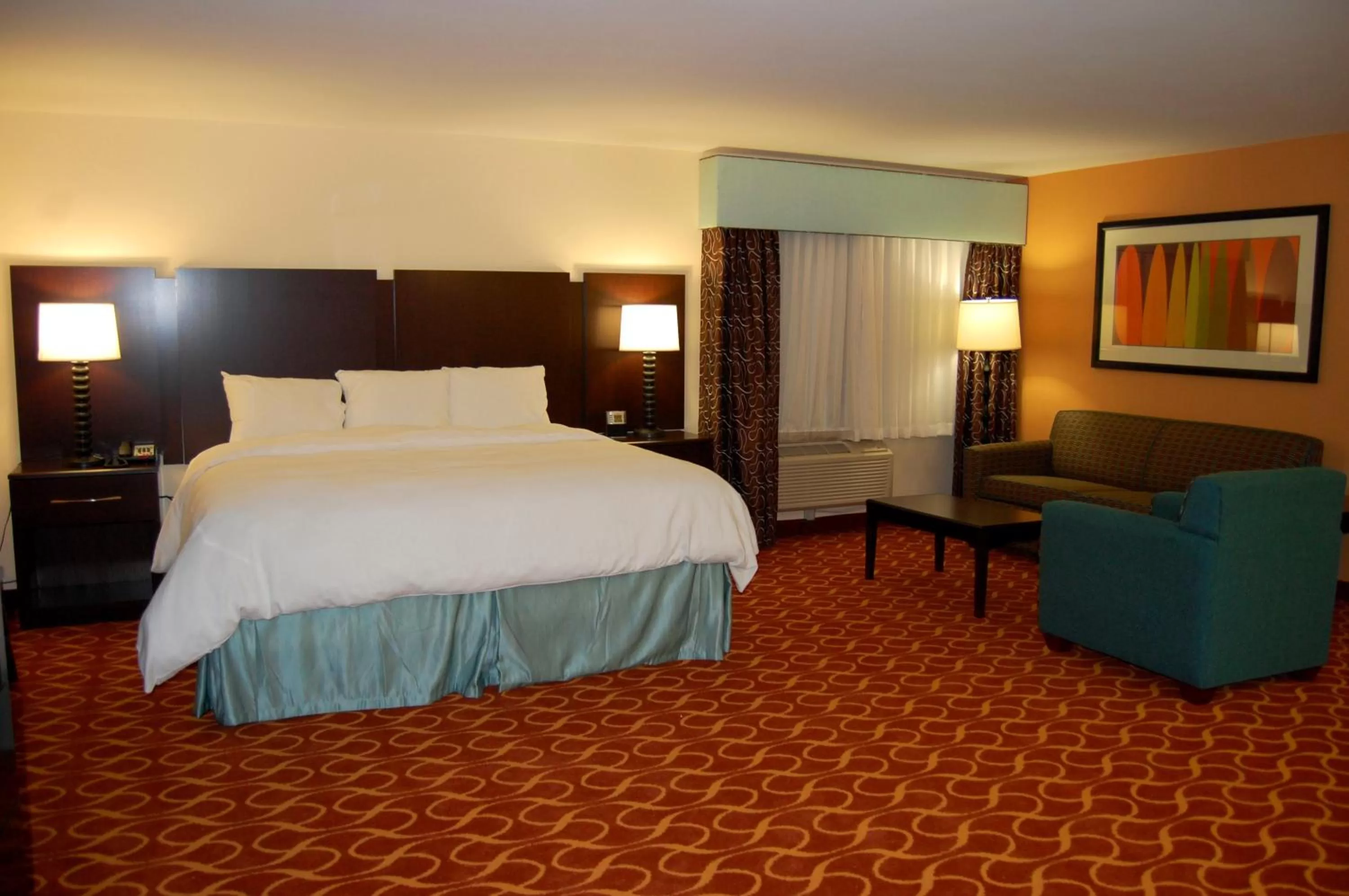 King Suite - Non-Smoking in Lux Hotel & Spa, Trademark Collection by Wyndham