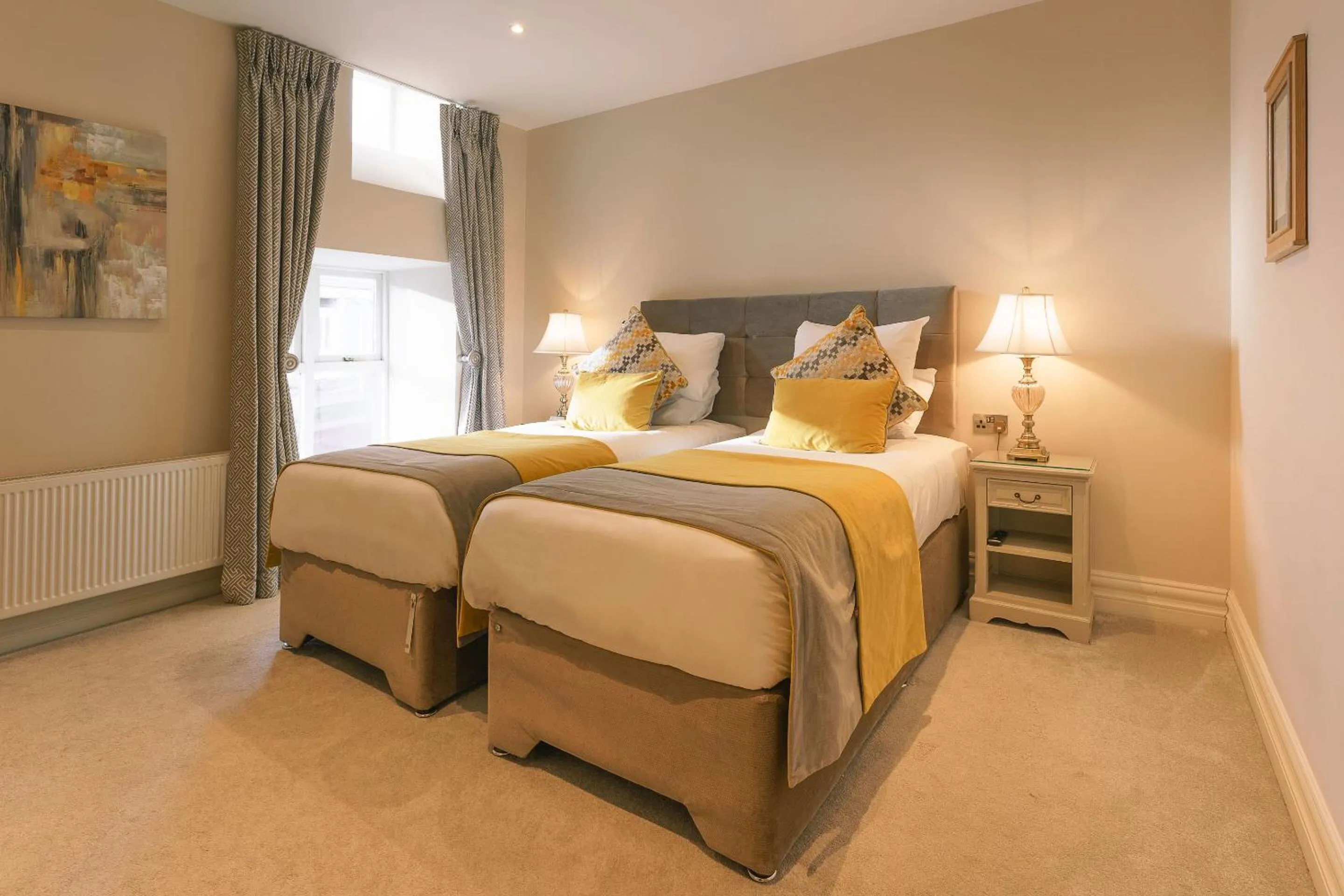 Standard Twin Room in Kingston's Townhouse