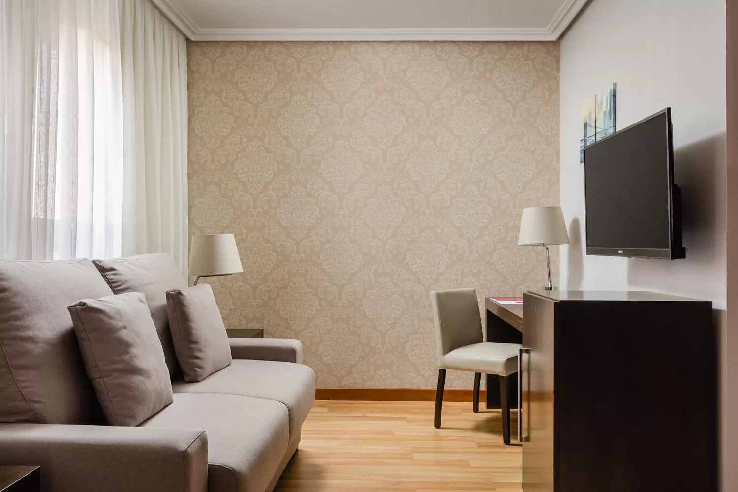 King Suite with Spa Bath in Exe Getafe