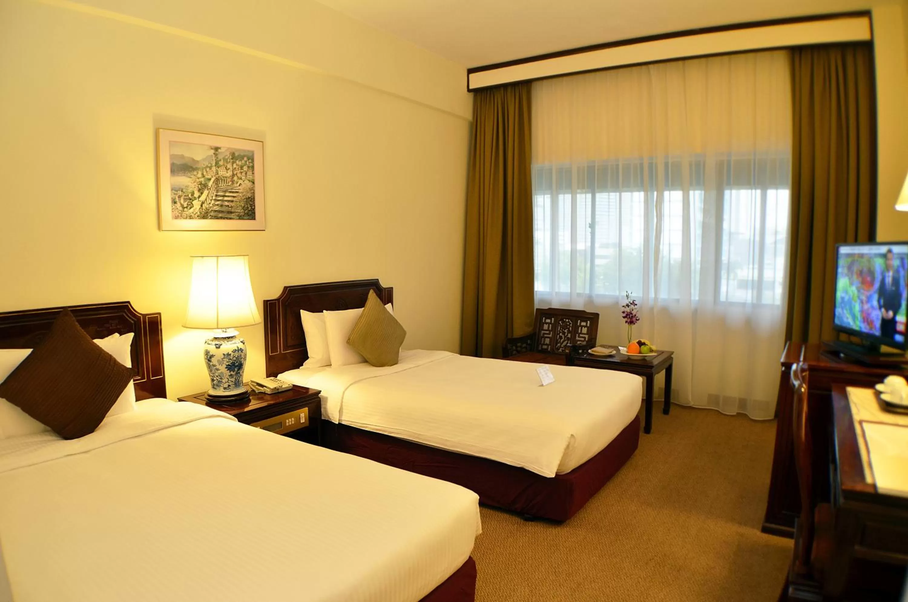 Deluxe Triple Room in Hotel Grand Pacific
