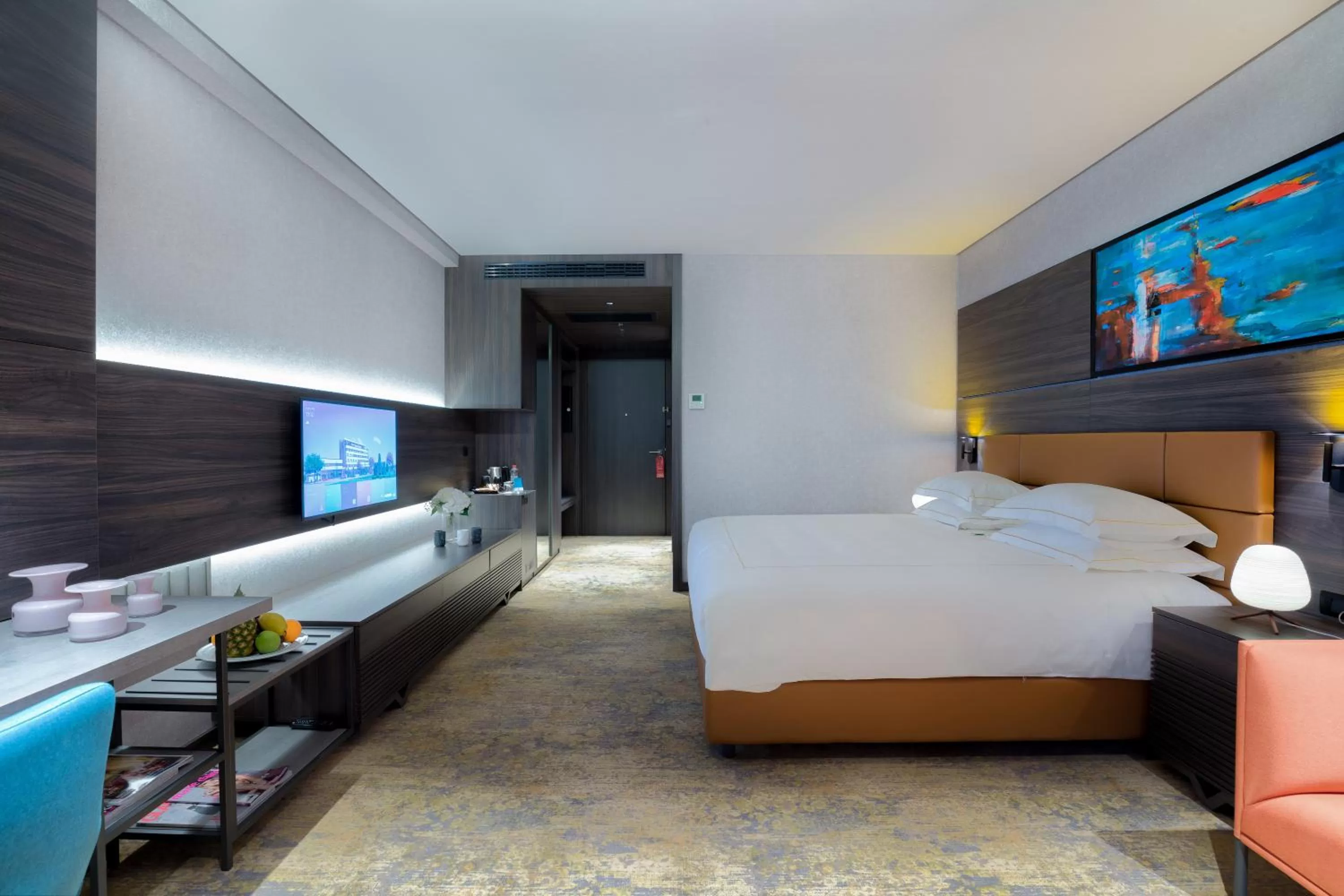 Deluxe Double Room in Emerald Hotel