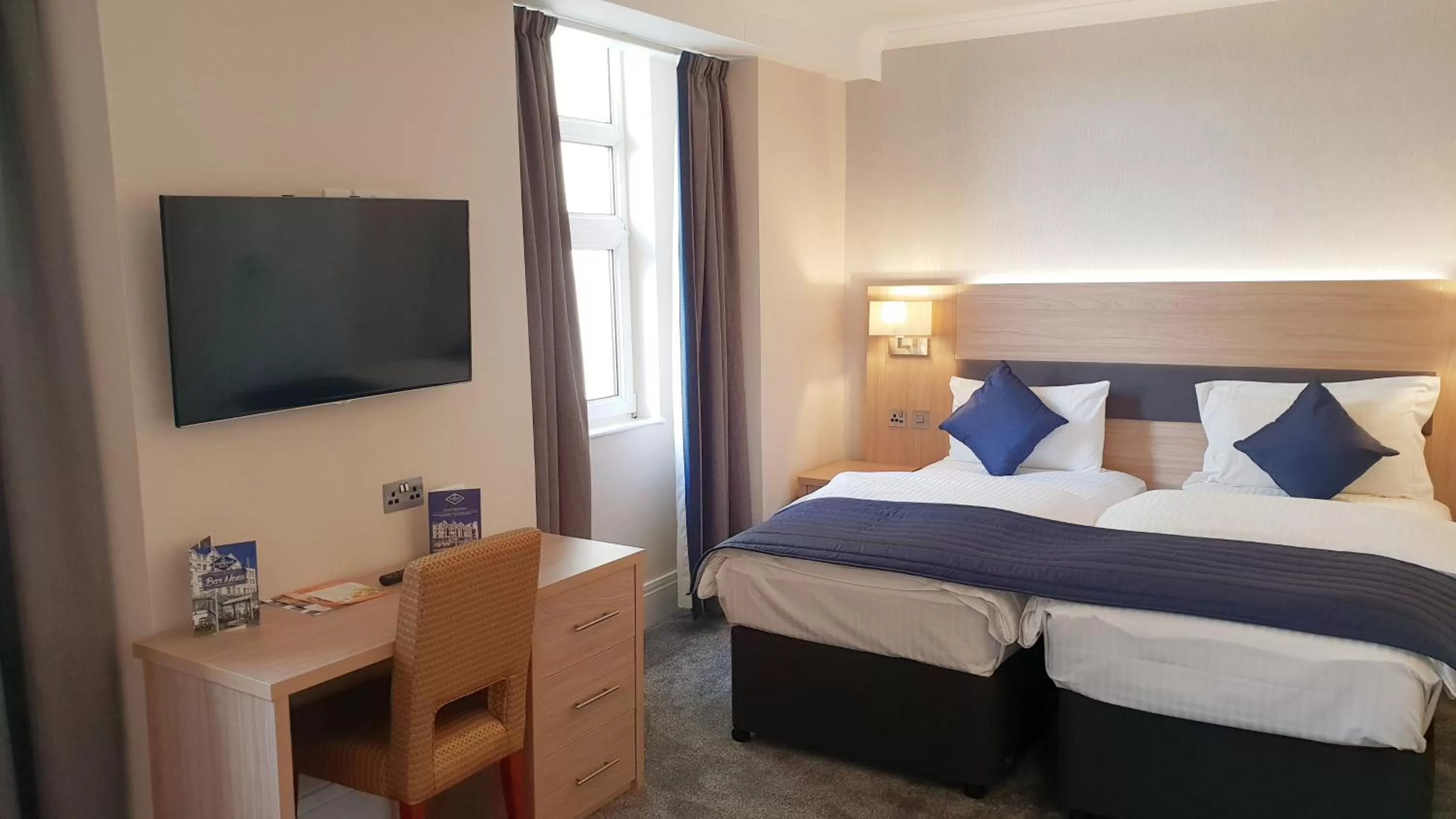 Classic Twin Room with Sofa in The Empress Hotel