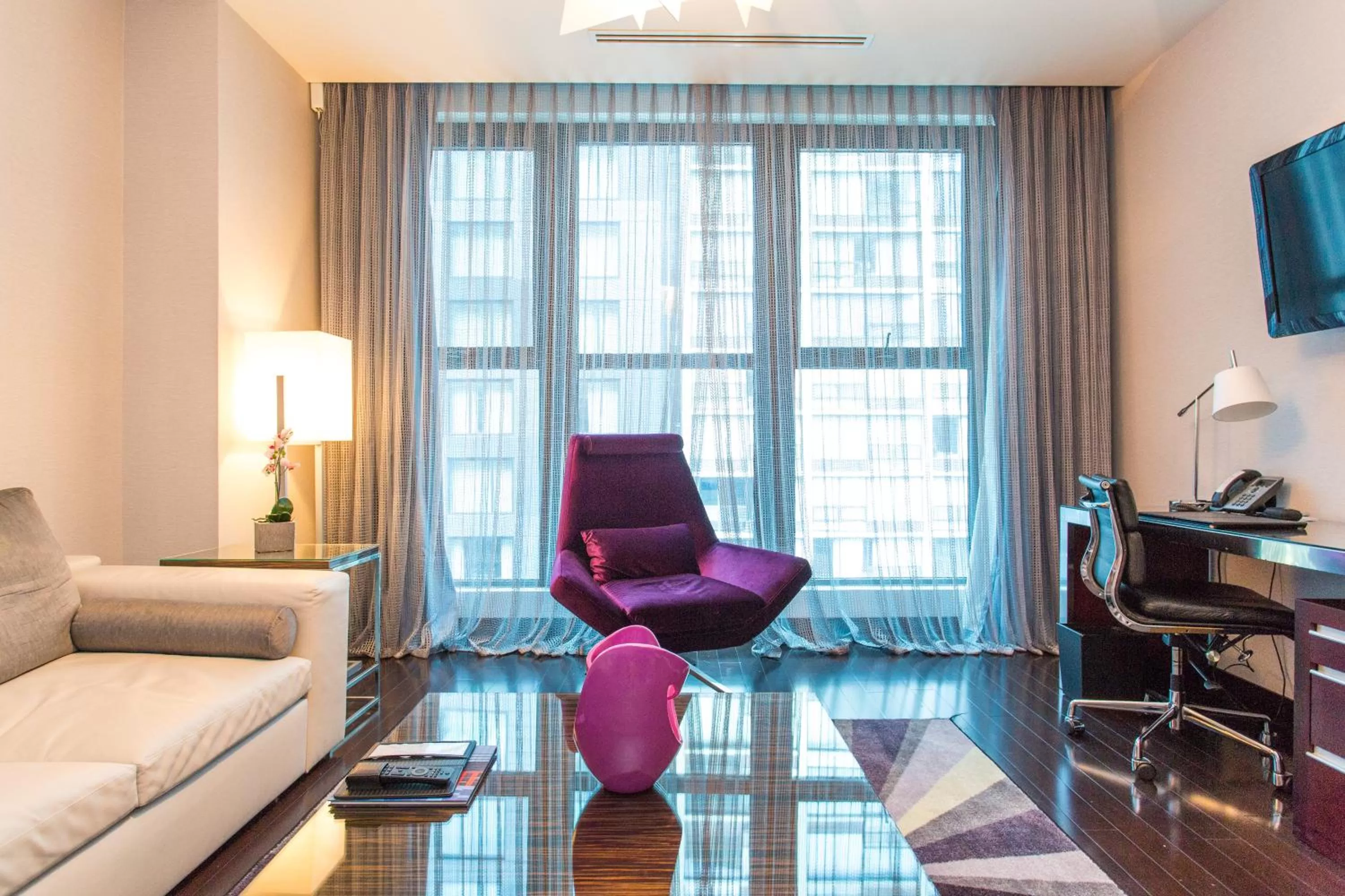 King Suite - Disability Access in Ivy Boutique Hotel