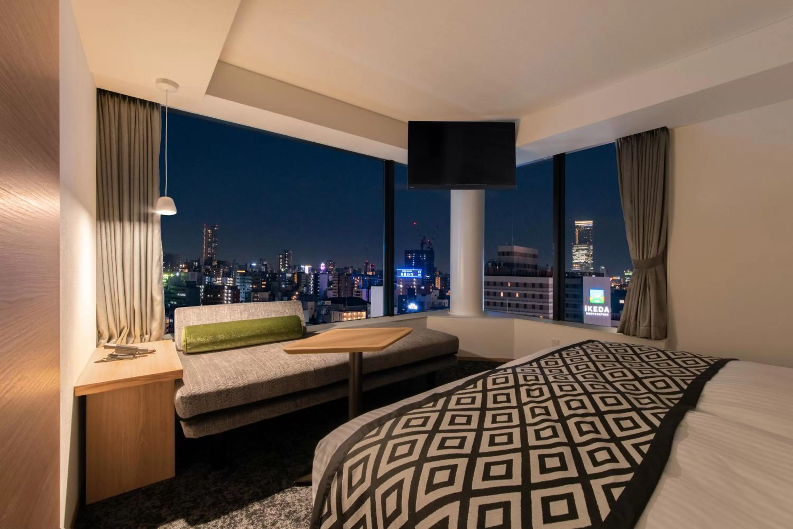 Deluxe Twin Room with Sofa bed - single occupancy in Hotel Vista Osaka Namba