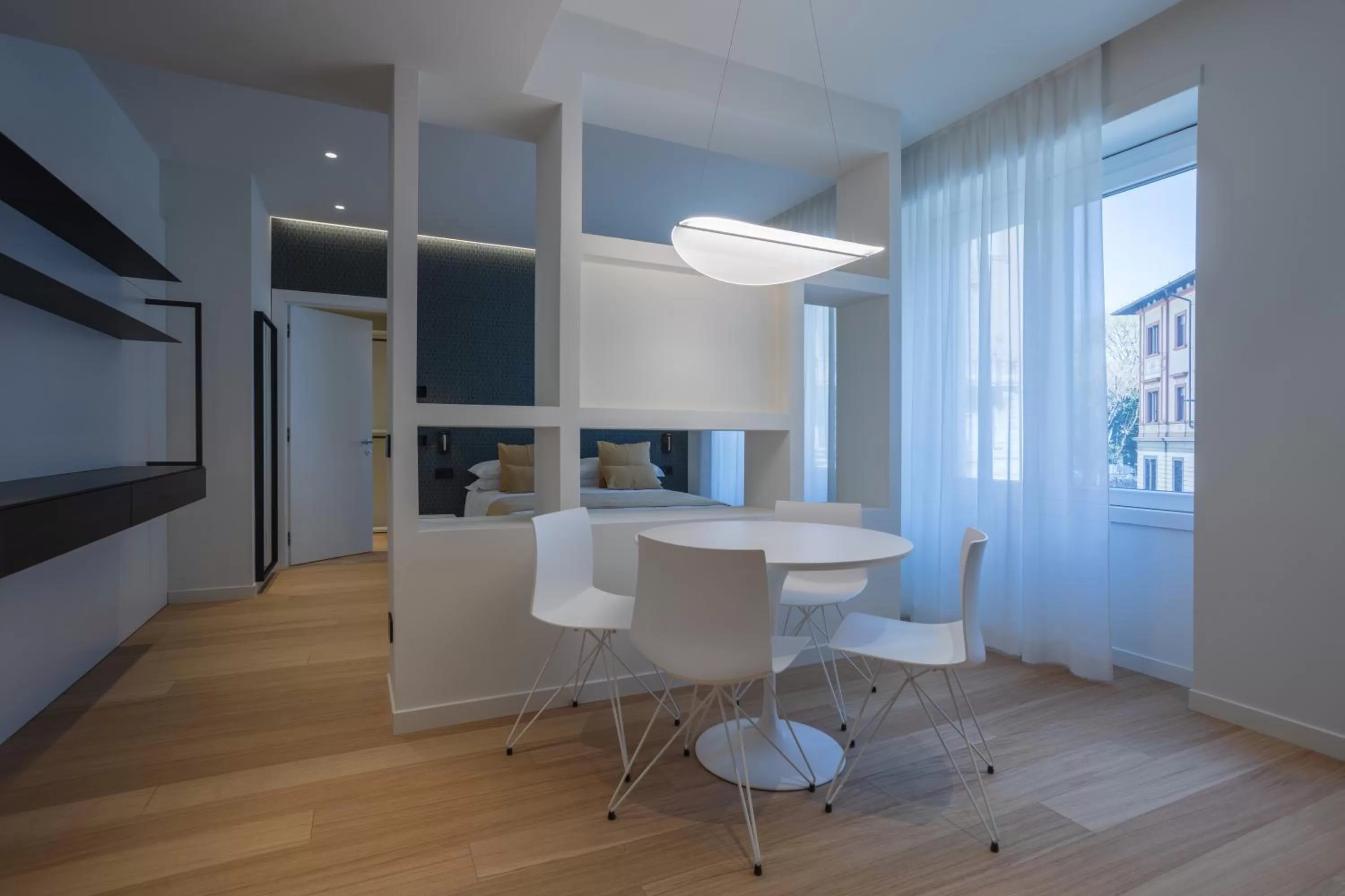 Superior Apartment in Sant'Ambrogio Apartments, Reception h24