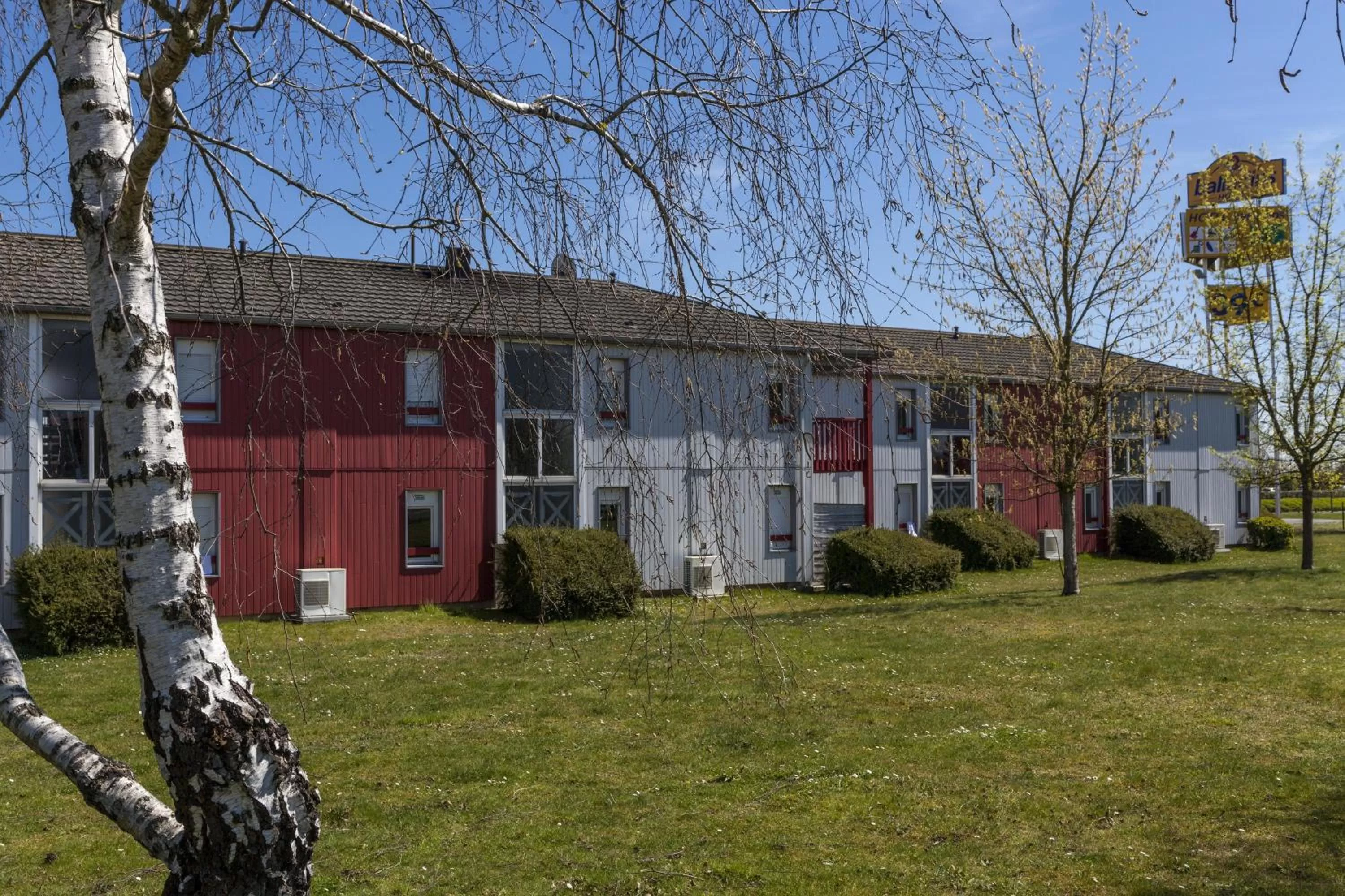 Property building in balladins Blois