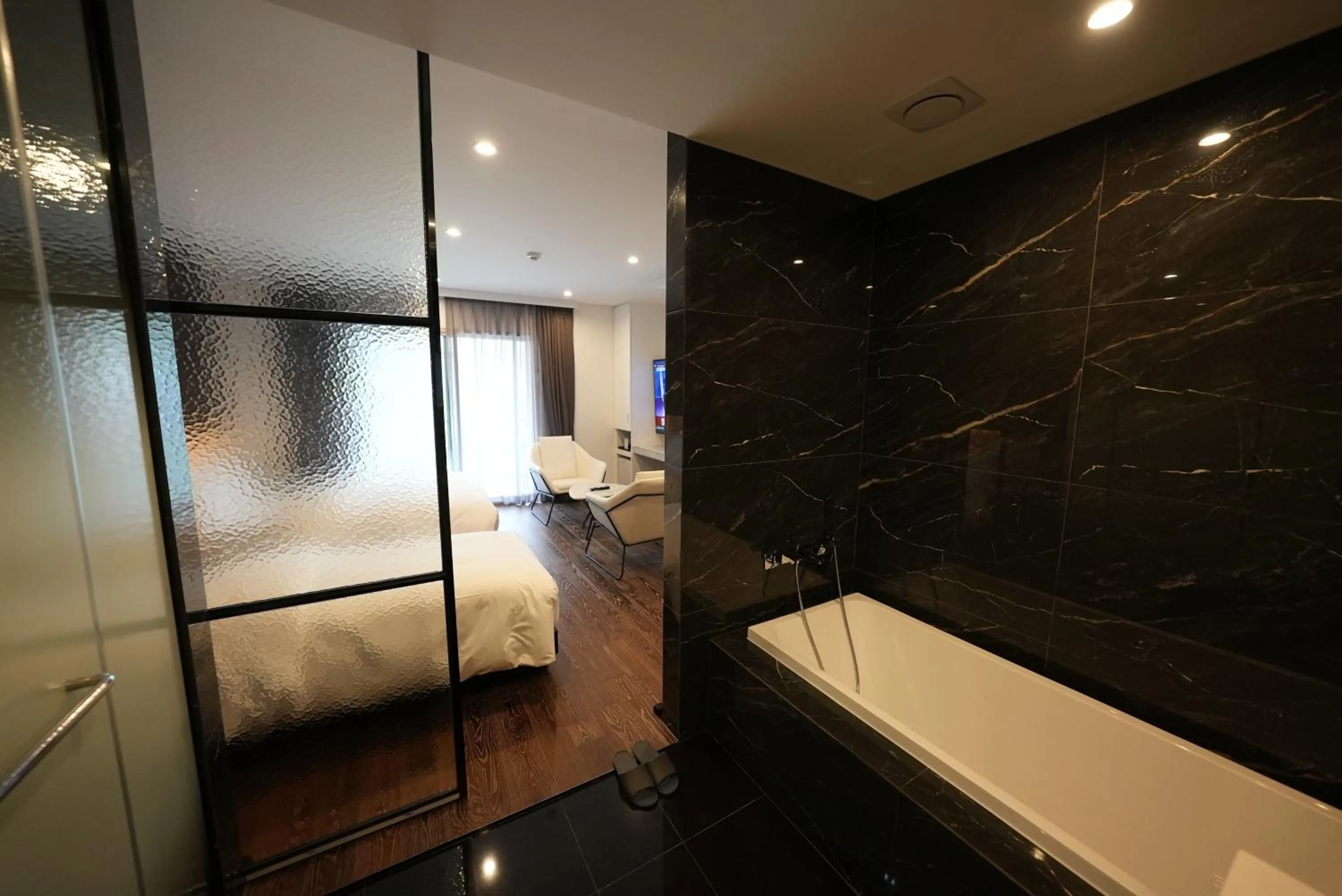 Superior Twin Room with Terrace in Amare Hotel Jongno