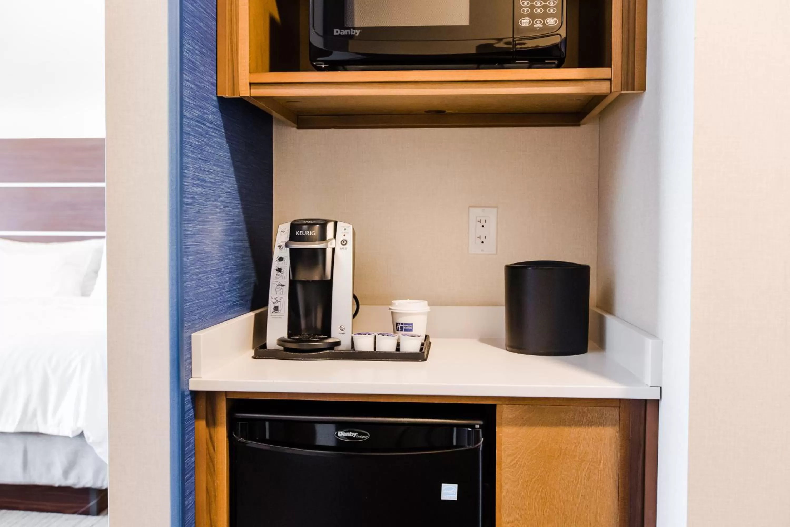 Suite - Disability Access Roll in Shower/Non-Smoking in Holiday Inn Express & Suites - West Edmonton-Mall Area by IHG