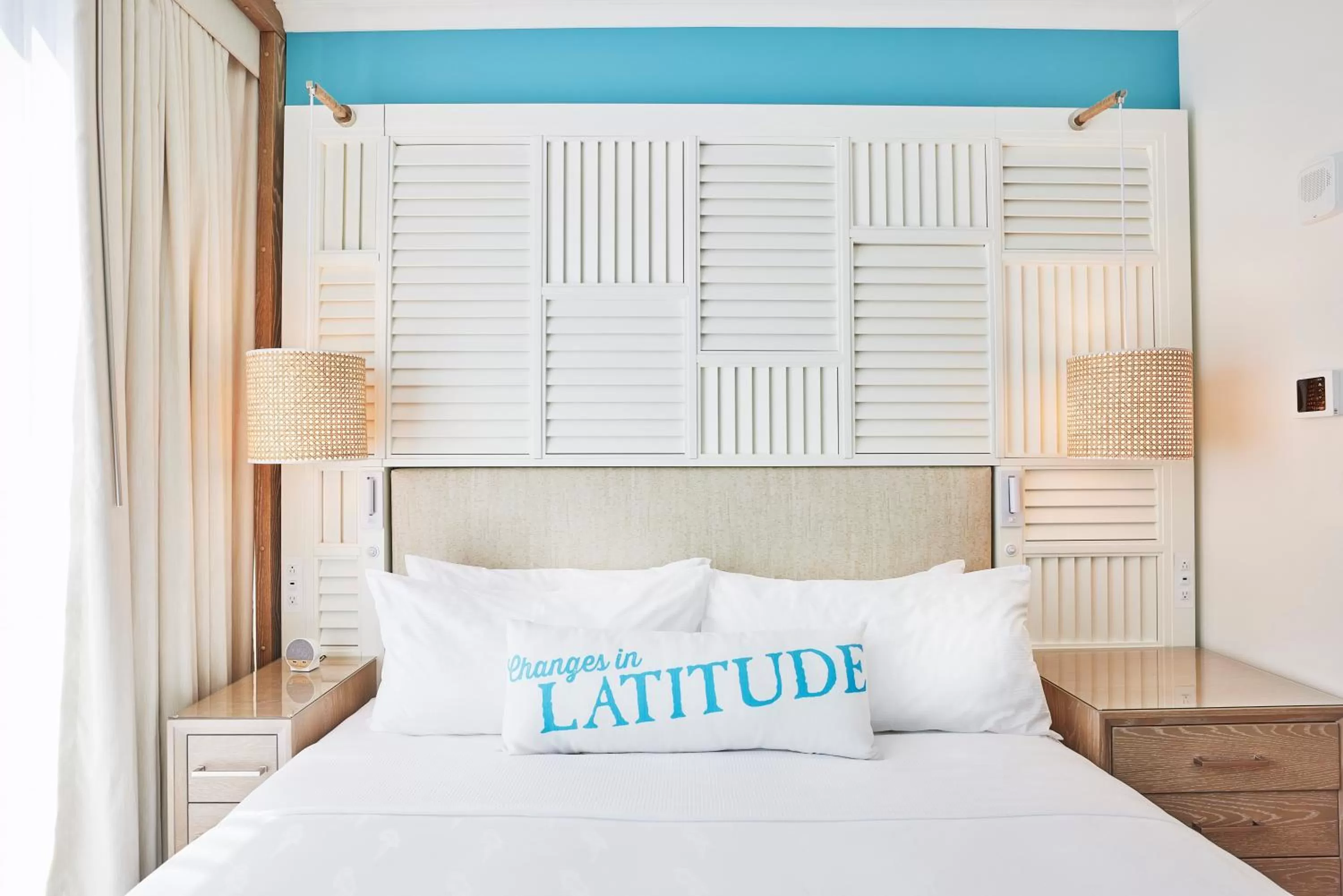 Standard Room One Queen Bed Hearing Accessible in Margaritaville Resort Times Square
