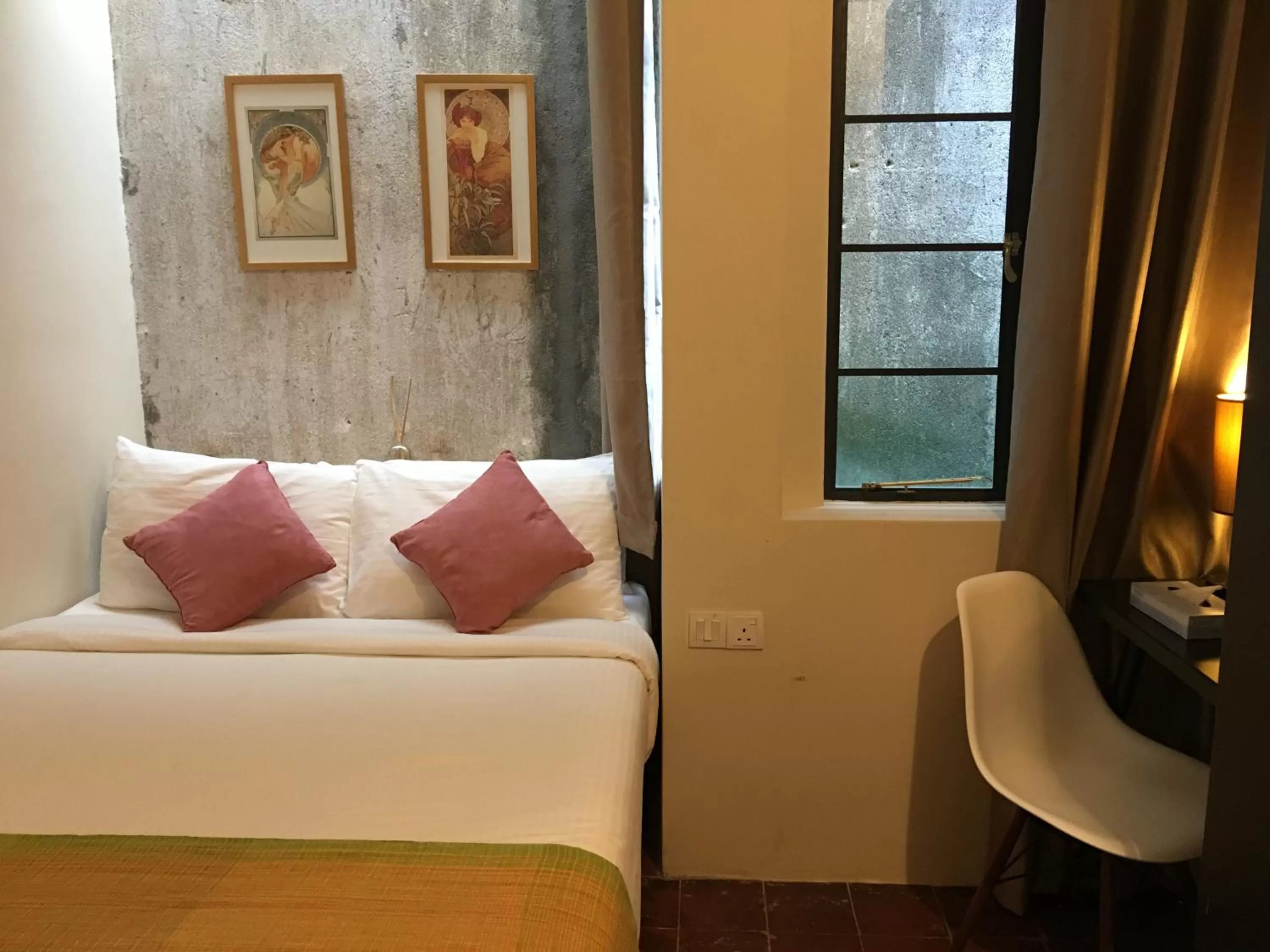 Deluxe Room in Spices Hotel