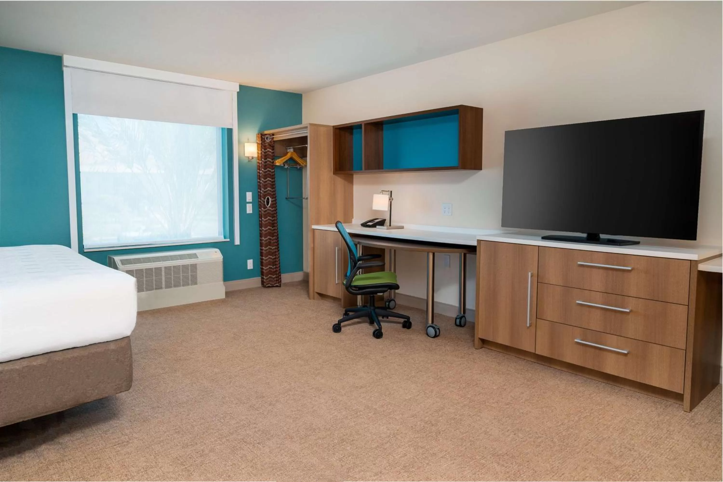 King Studio Suite - Hearing Access/Non-Smoking in Home2 Suites Corona, Ca