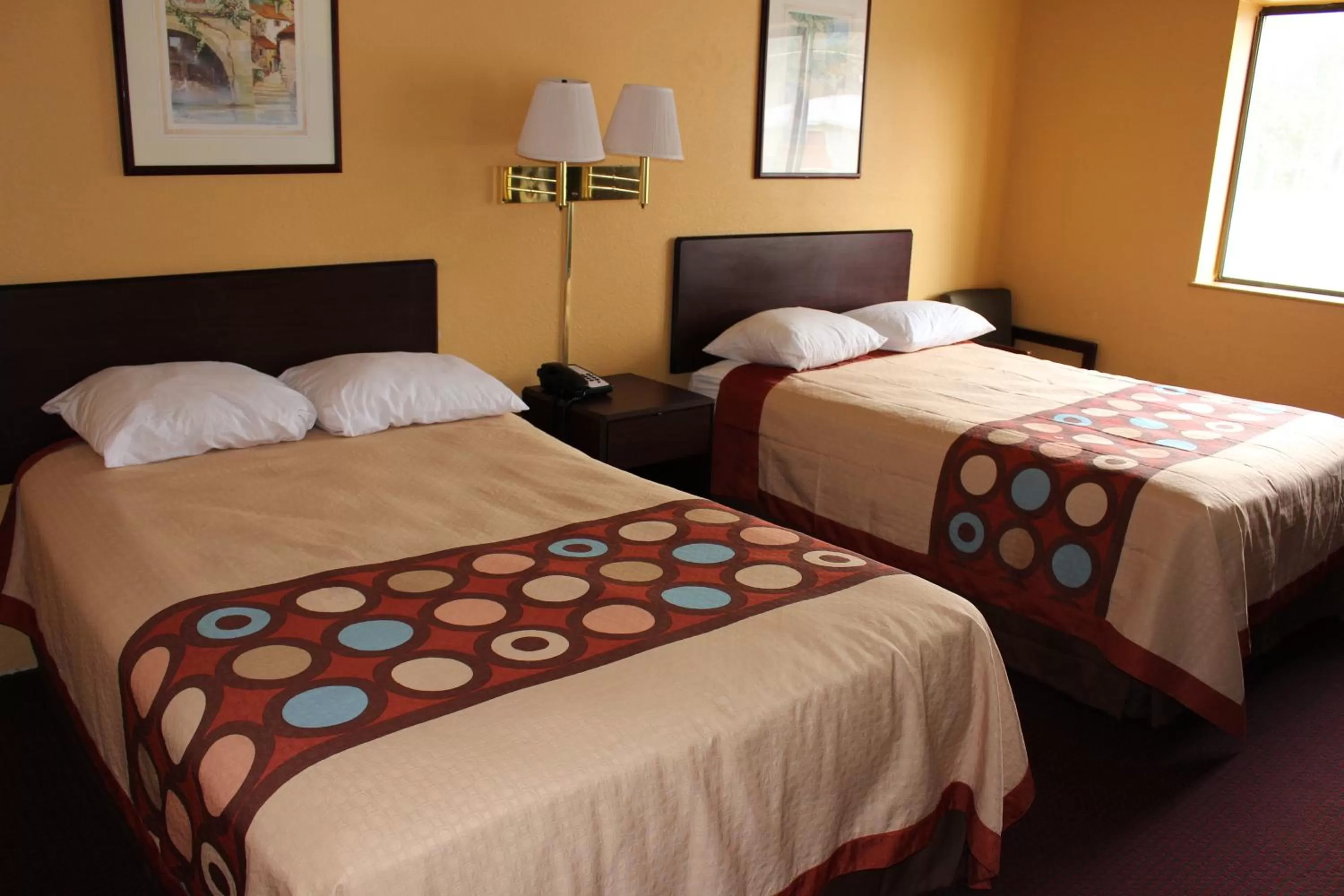 Single Room - Disability Access in Knights Inn Albany