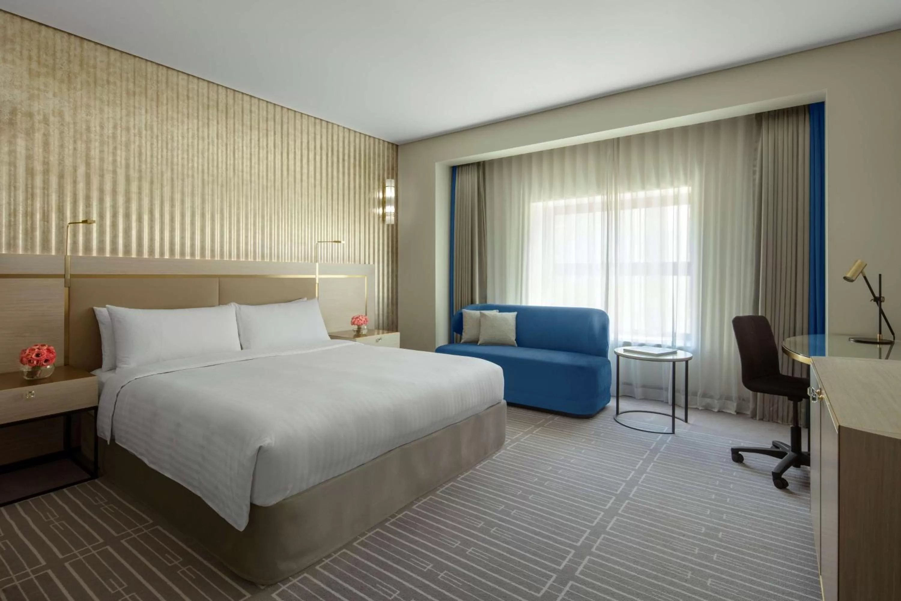 Deluxe King Room in Paradox Sydney