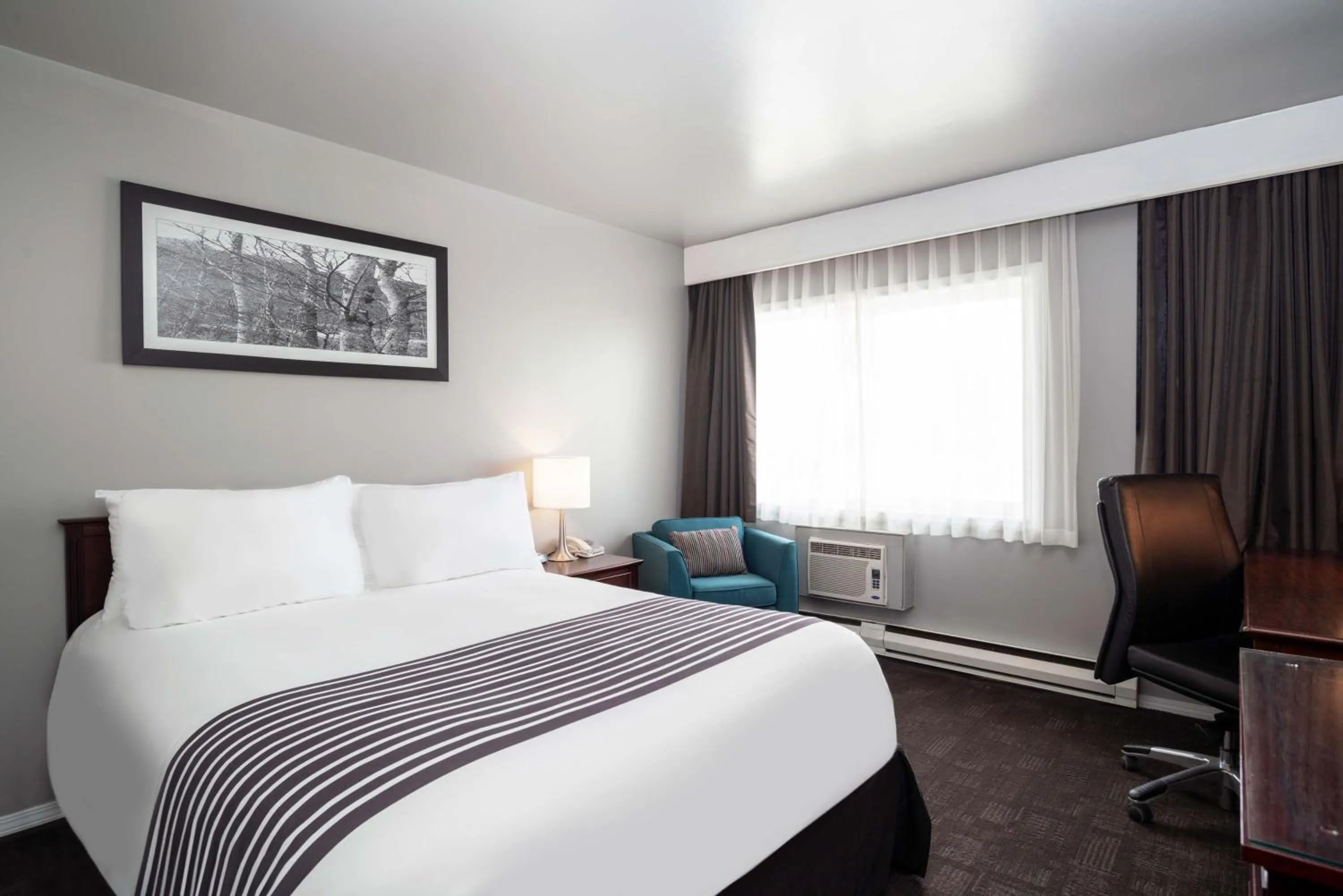 Standard Room, 1 Queen Bed in Sandman Inn Cache Creek