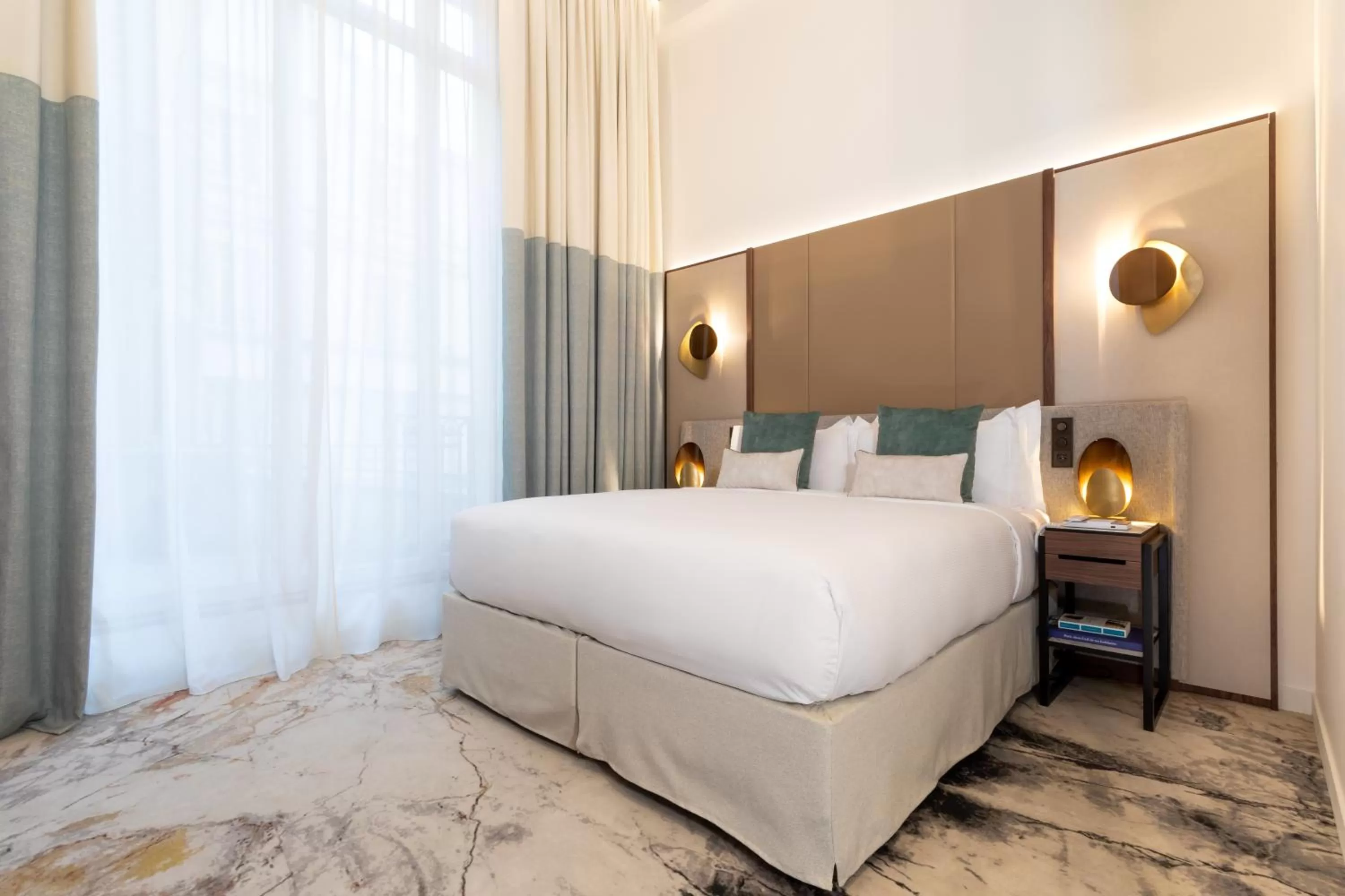 Junior King Suite in InterContinental Paris Champs Elysées Etoile by IHG