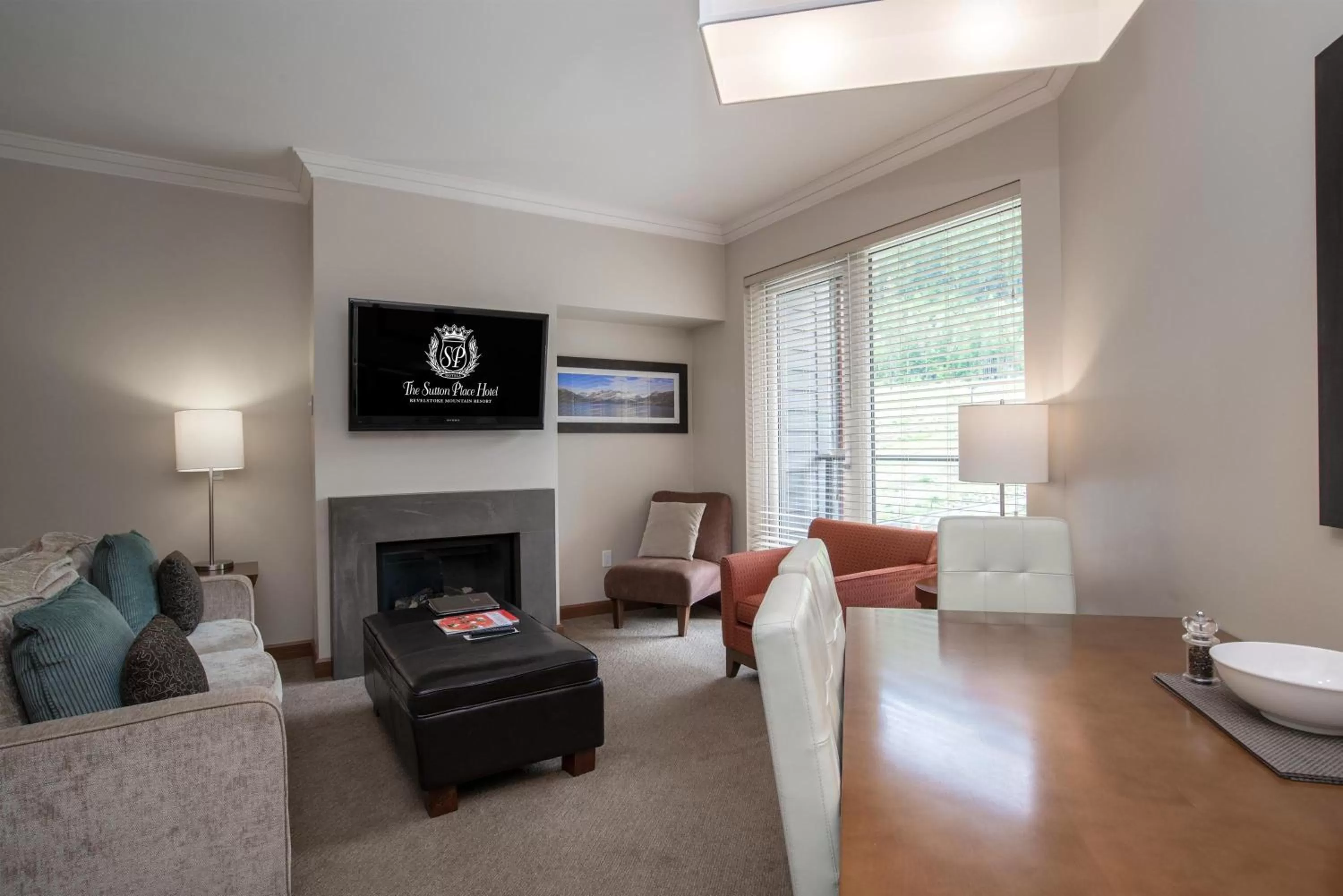 One Bedroom Suite, 1 King Bed, Sofa Bed in Sutton Place Hotel Revelstoke Mountain Resort