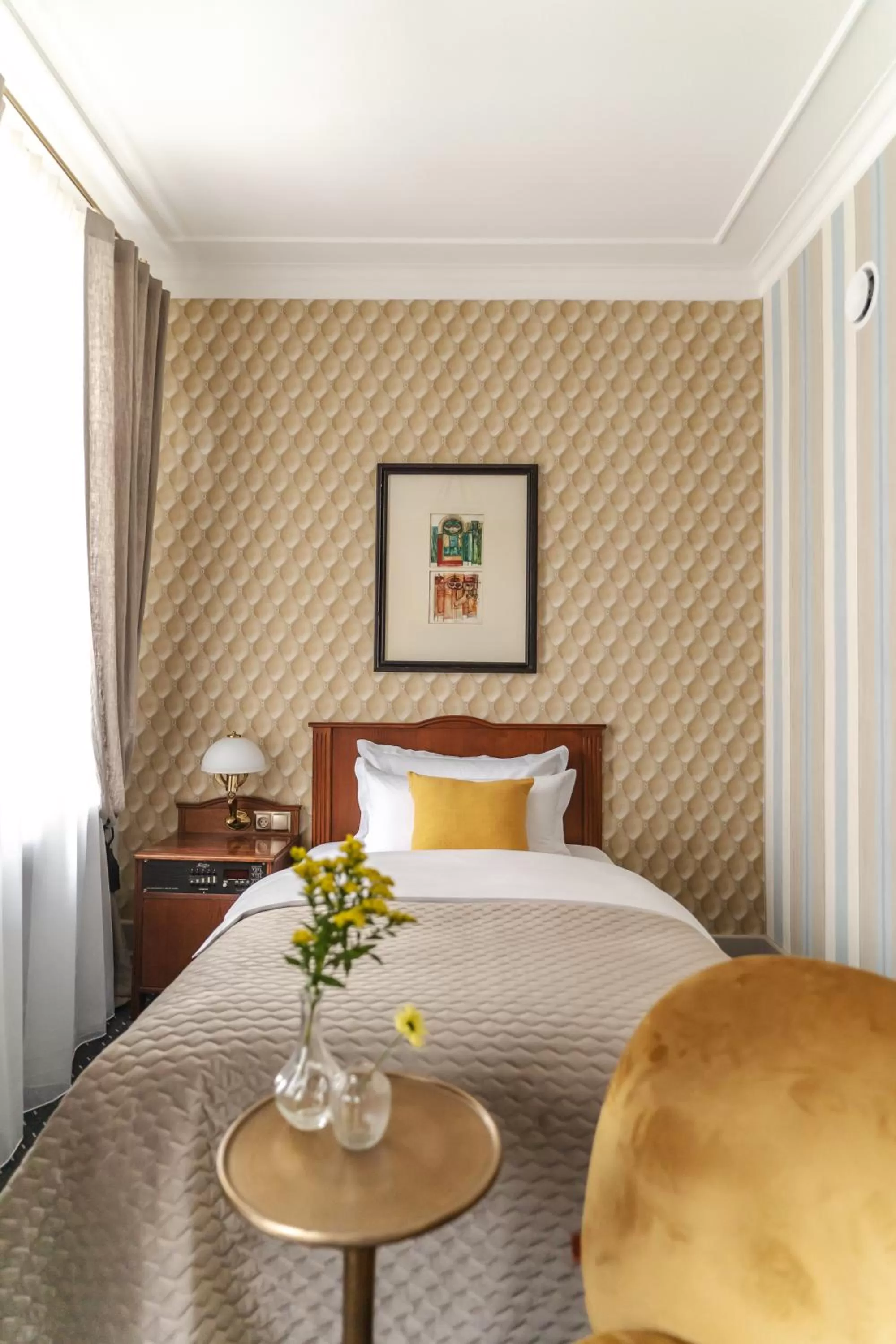 Single Room in Hotel H15 Francuski Old Town - Destigo Hotels