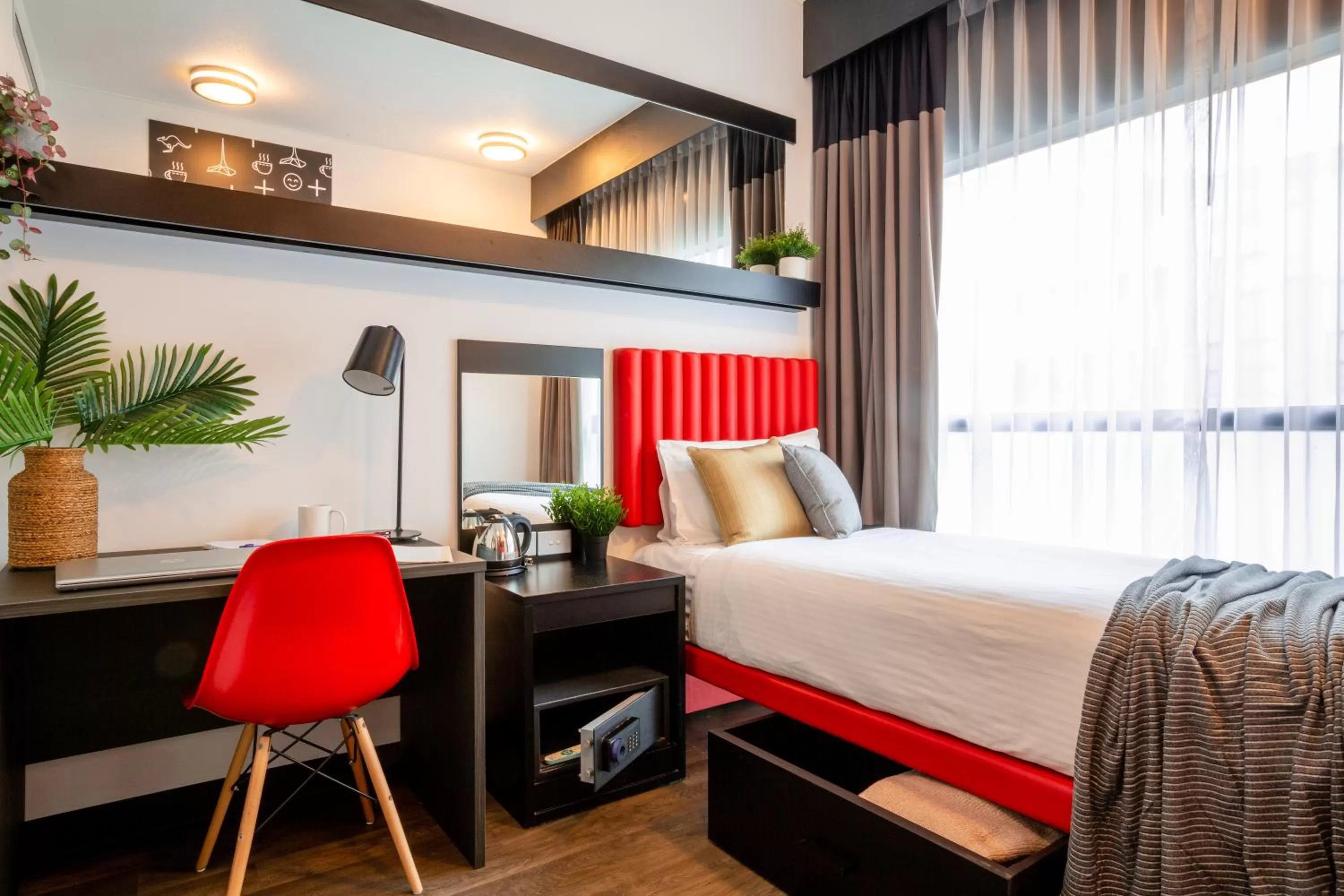 Single Room with Single Bed only in Essence Hotel Carlton