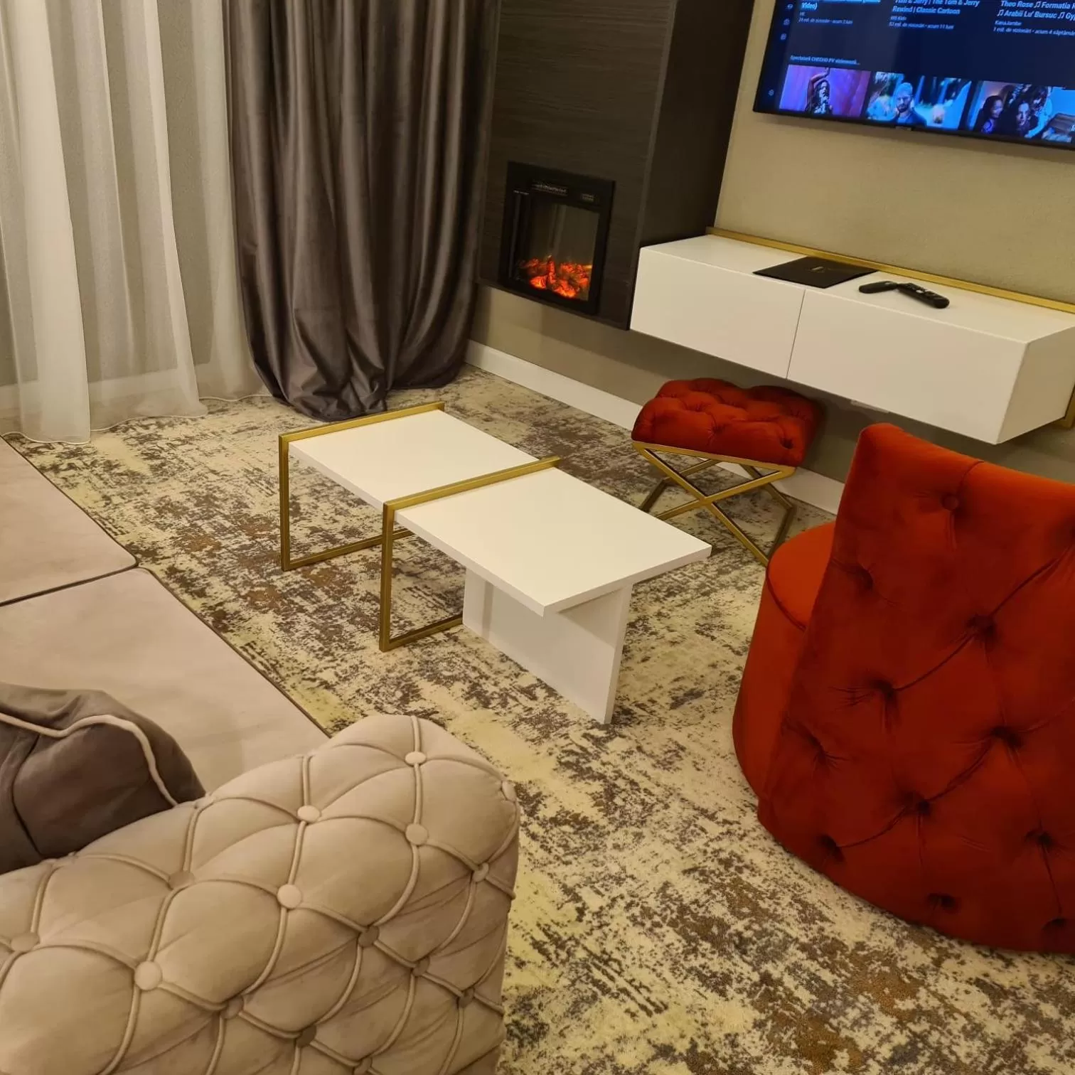 Deluxe Apartment with Free Infinity Pool access in Elexus Predeal