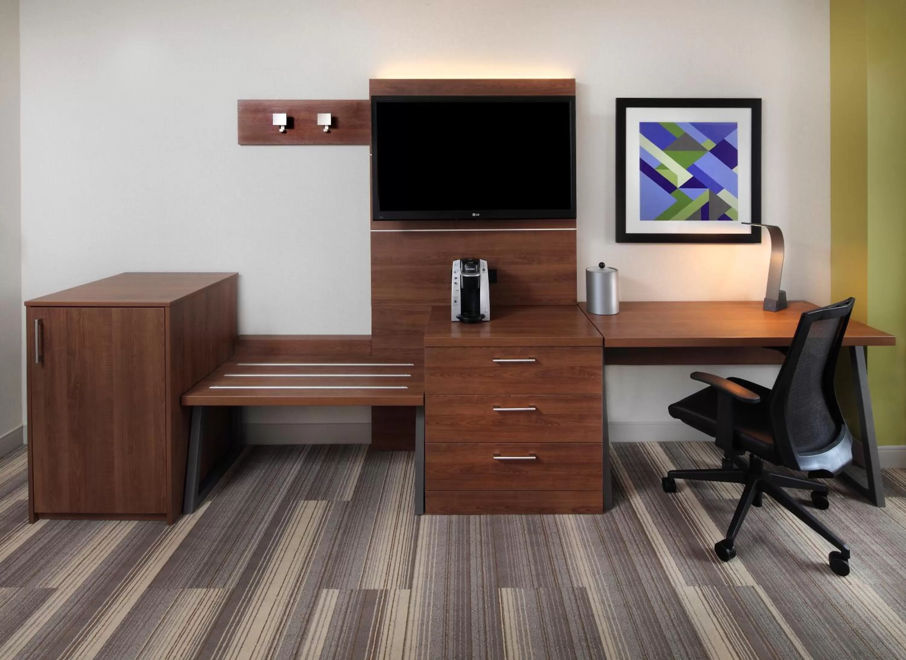 Double Room with Two Queen Beds - Disability Access/Non-Smoking in Holiday Inn Express Hotel & Suites Fisherman's Wharf by IHG