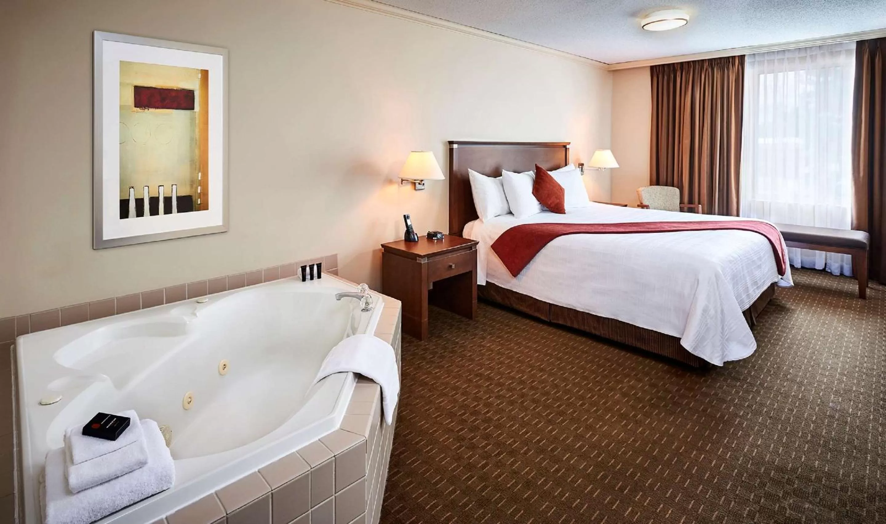 King Suite with Spa Bath - Sofa Bed - Non Smoking in Best Western Plus Guildwood Inn
