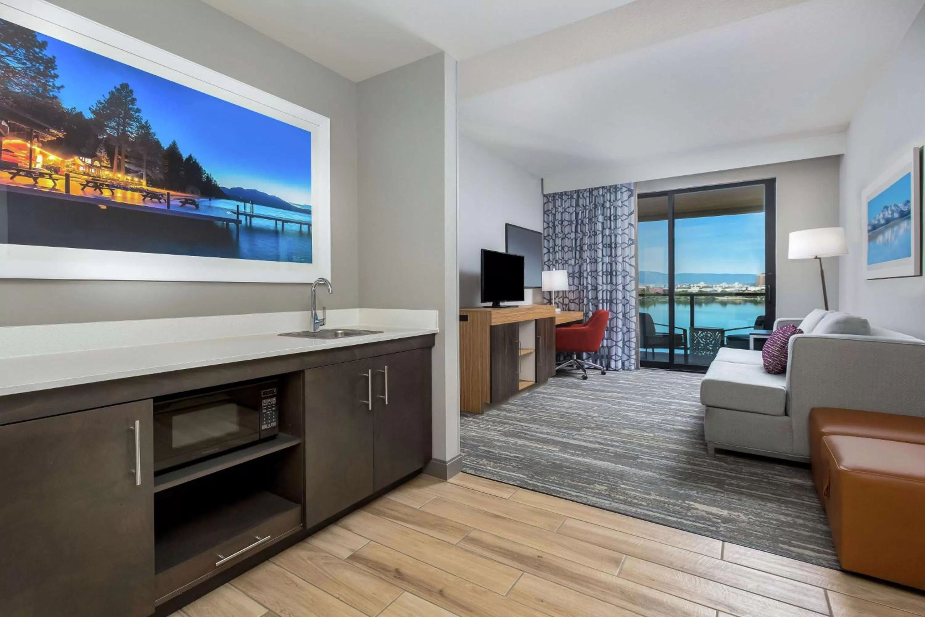 One-Bedroom King Suite - Non-Smoking in Hampton Inn & Suites Reno/Sparks