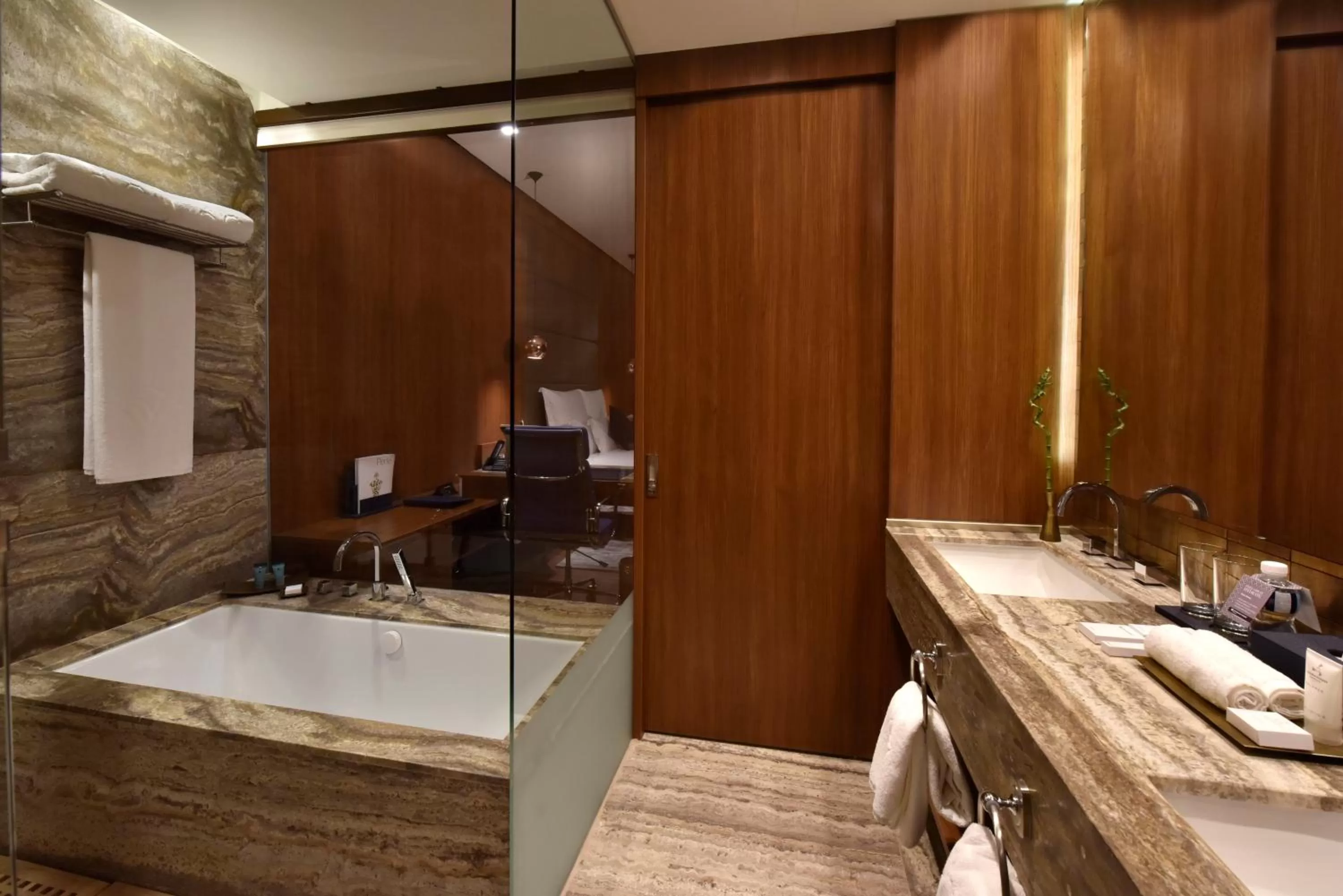 Deluxe King Room- Smoking in Wyndham Grand Manama