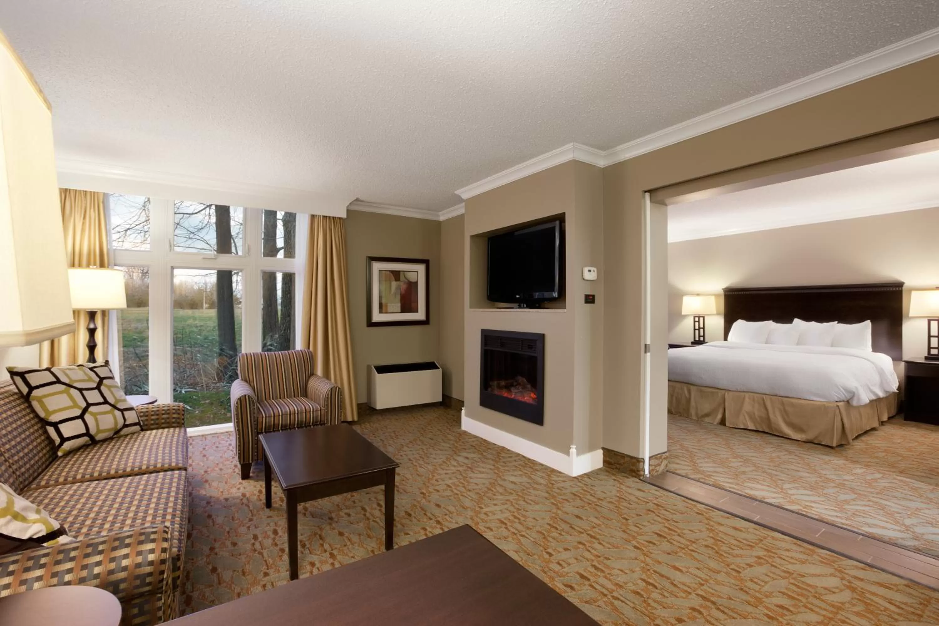 One-Bedroom King Suite - Non-Smoking in Ramada by Wyndham Cornwall