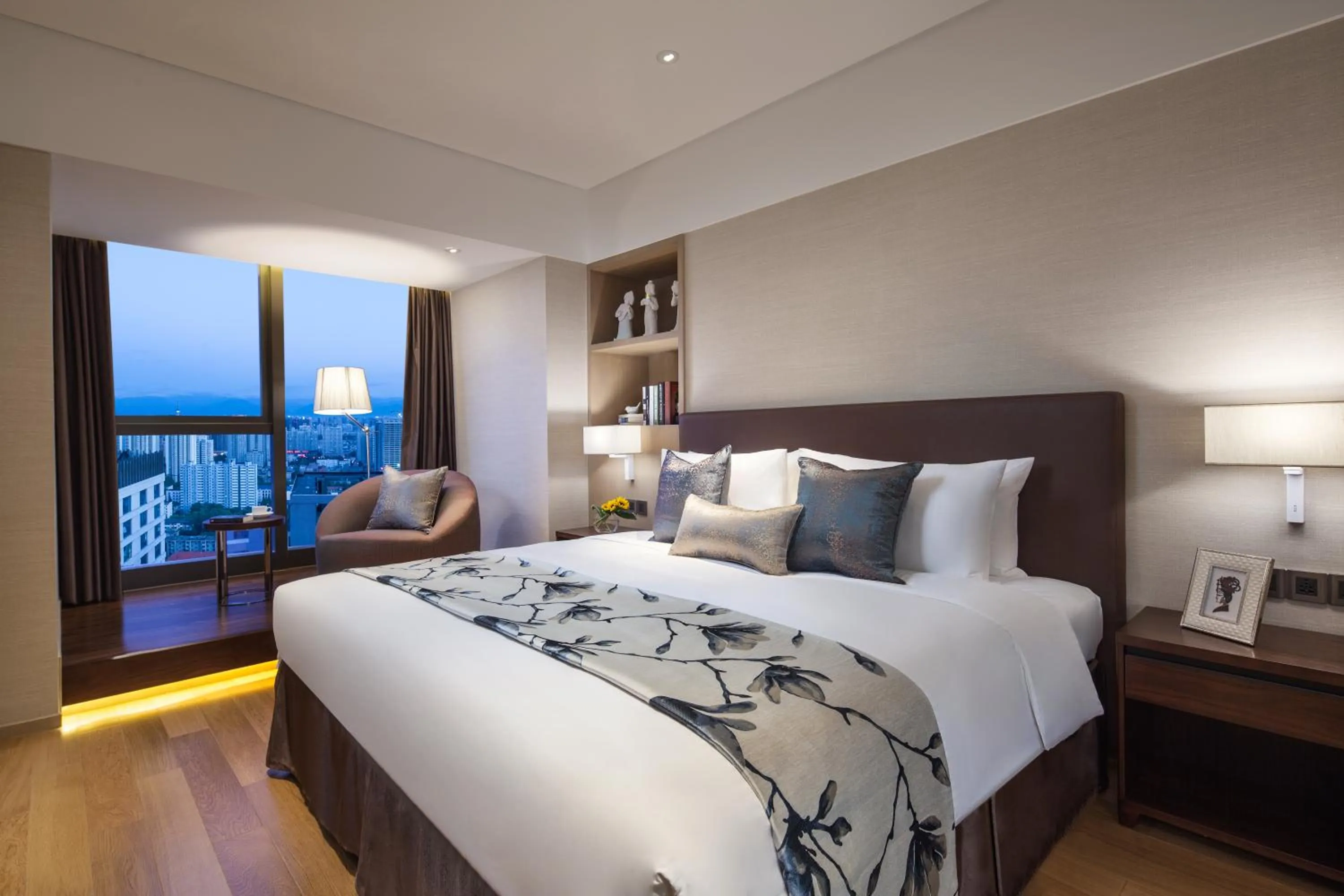 Two-Bedroom Deluxe in Somerset Xindicheng Xi'an