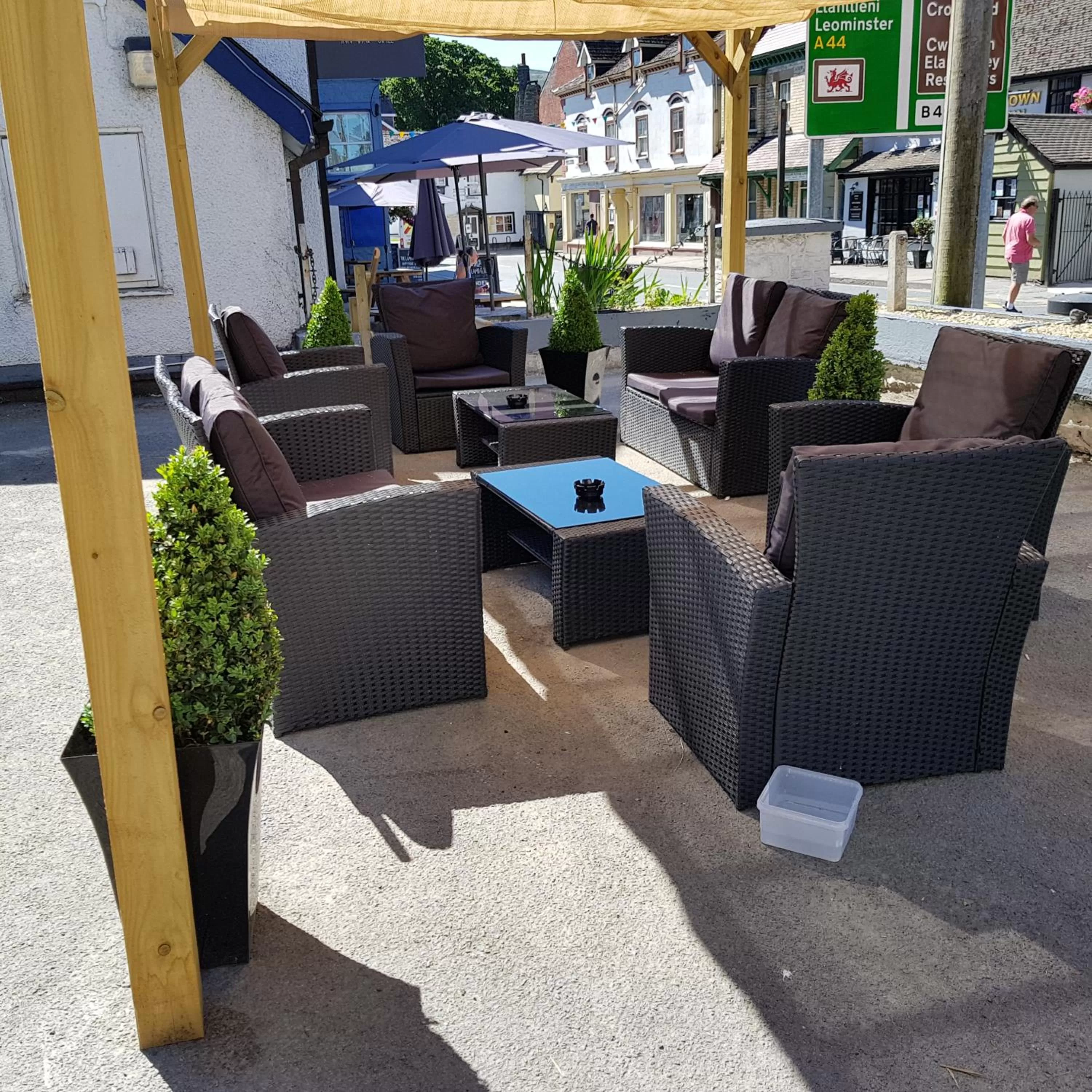 The Lamb and Flag Inn